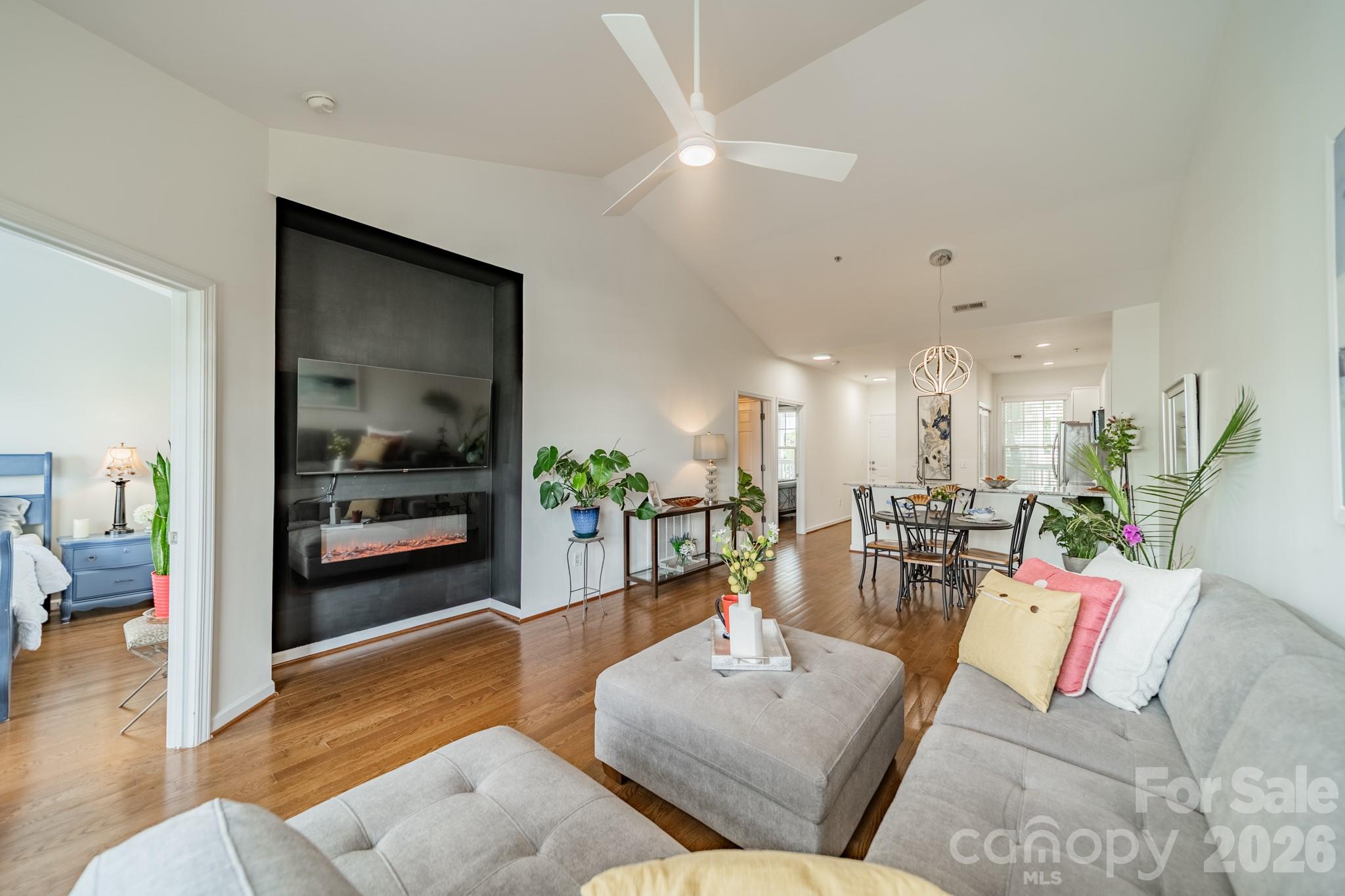 18736 Nautical Drive 305 Property Photo 15