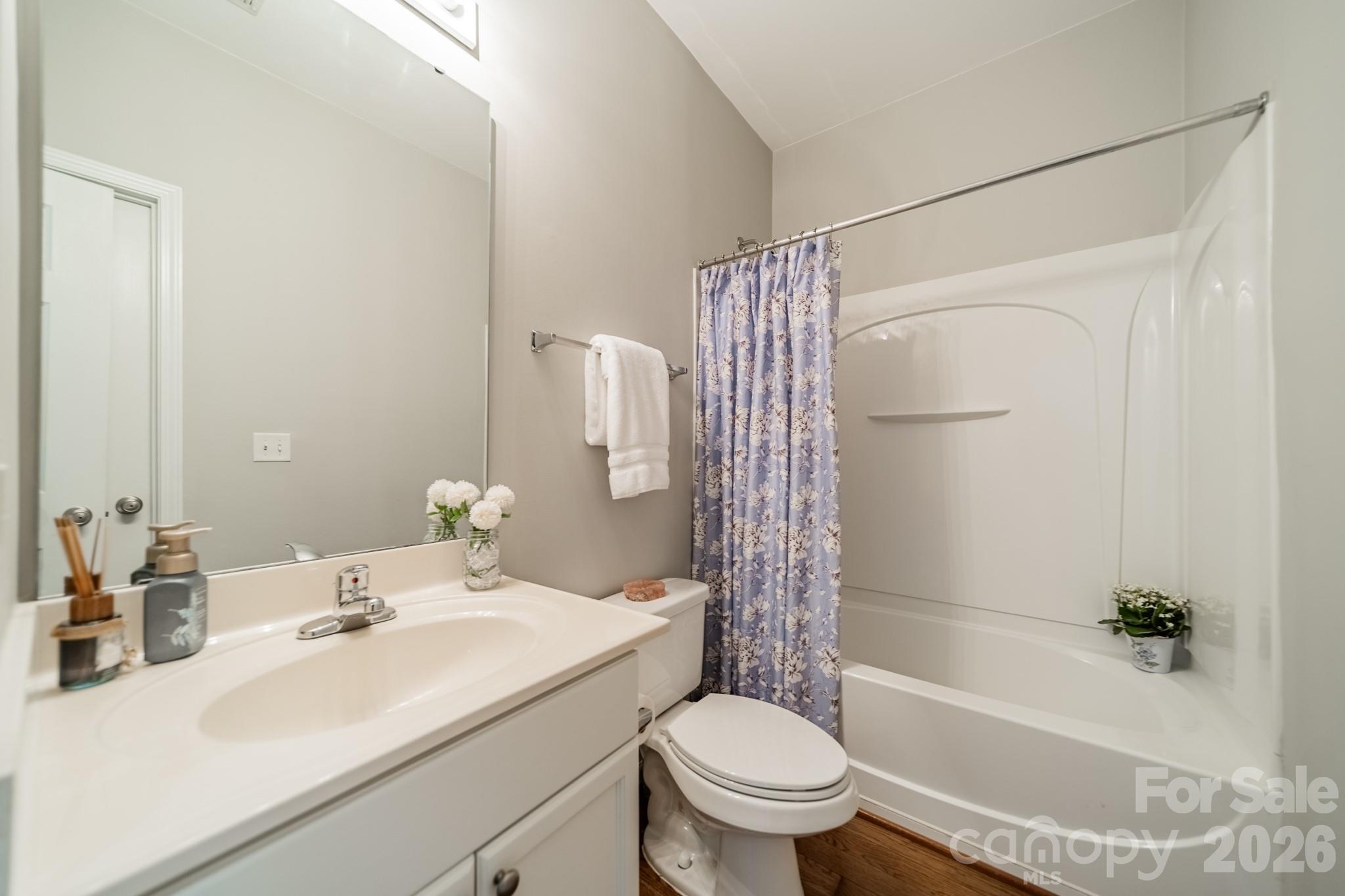 18736 Nautical Drive 305 Property Photo 25