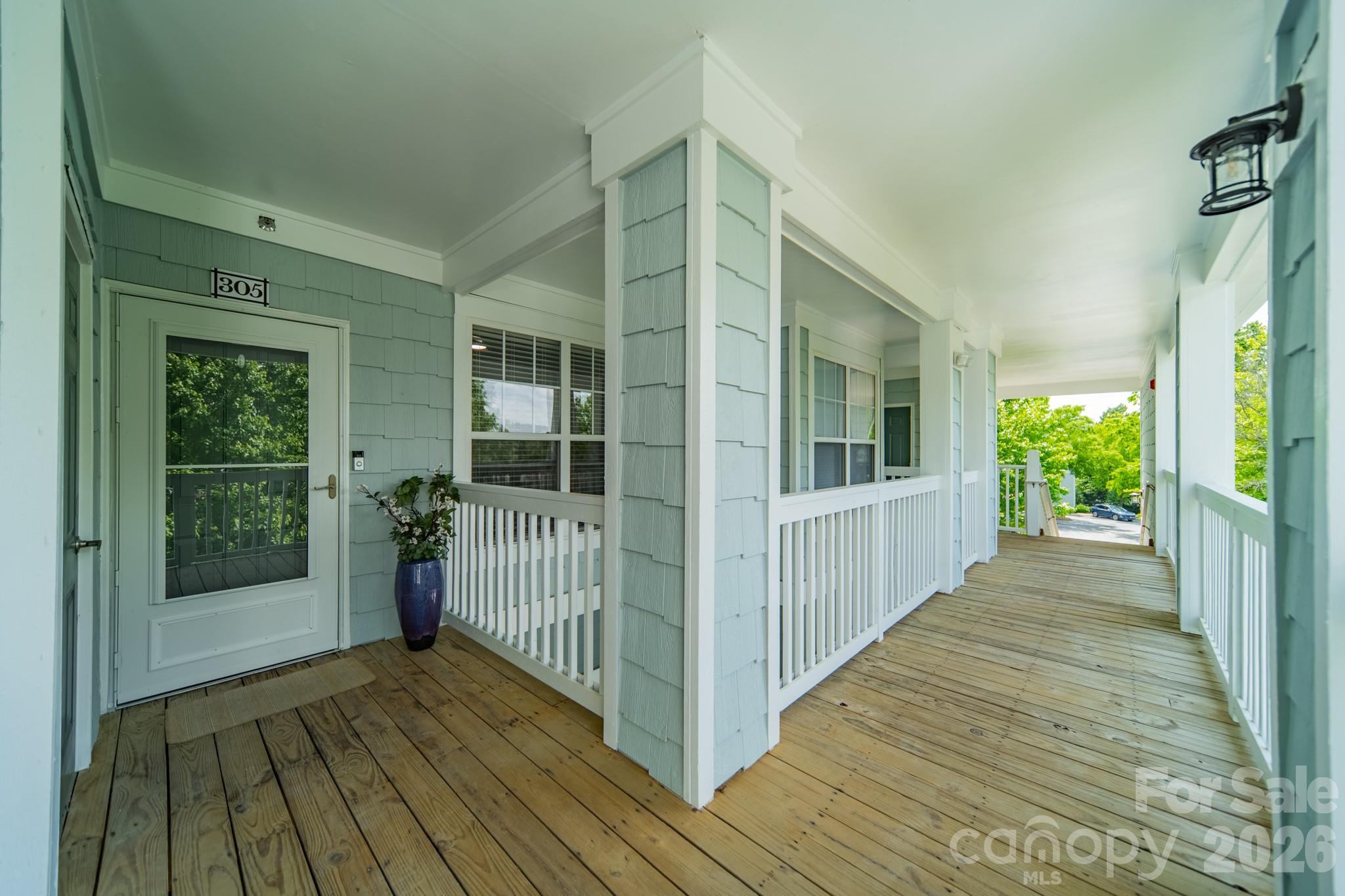18736 Nautical Drive 305 Property Photo 27