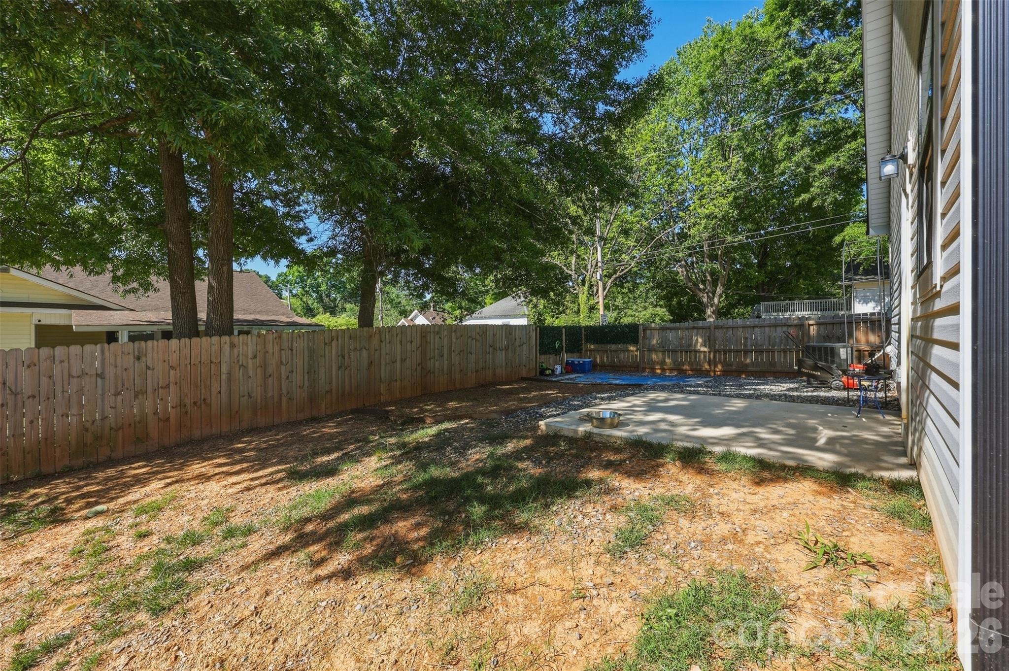 701 E 3rd Avenue Property Photo 25
