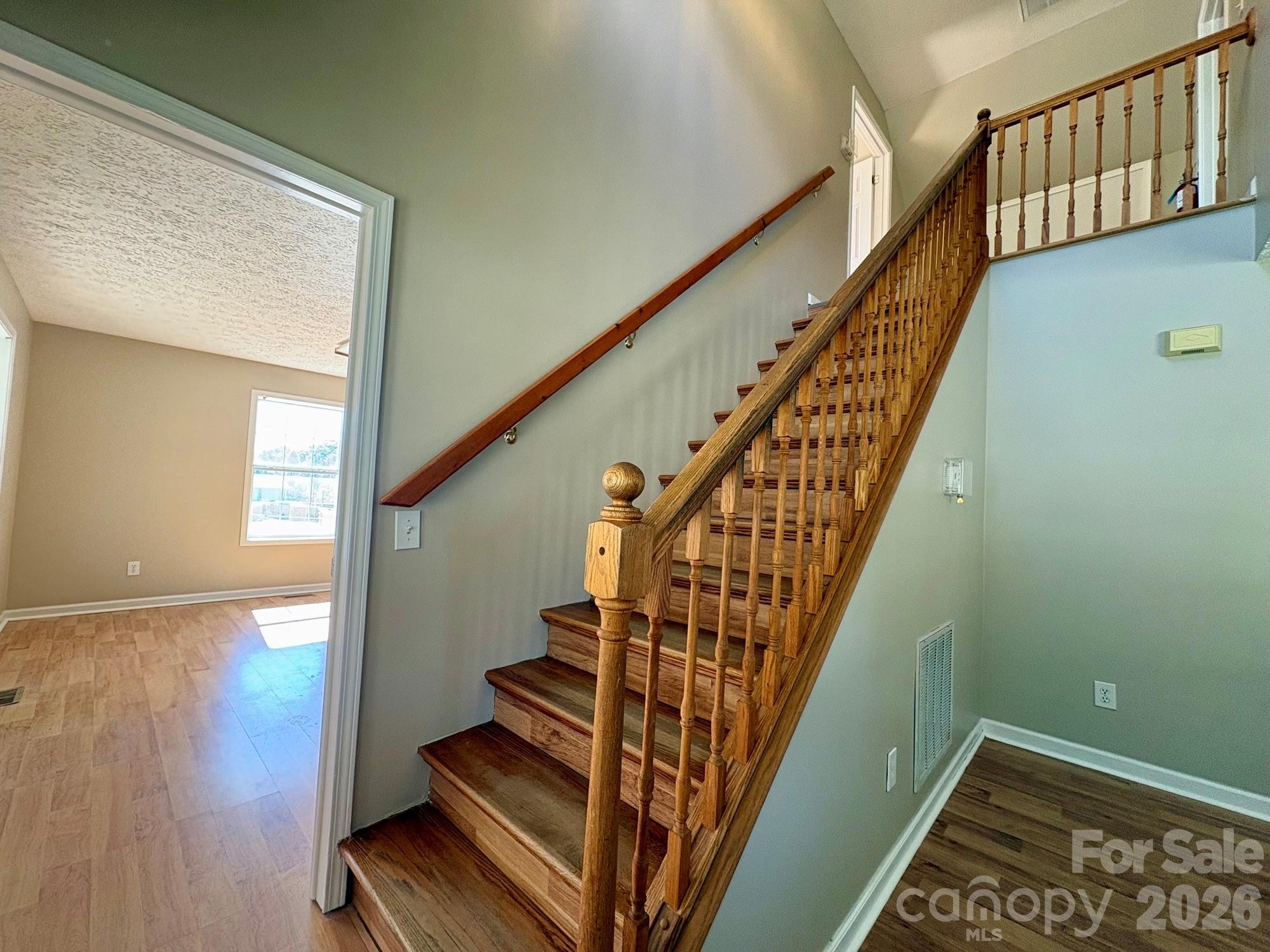 396 New Leicester Highway Property Photo 13