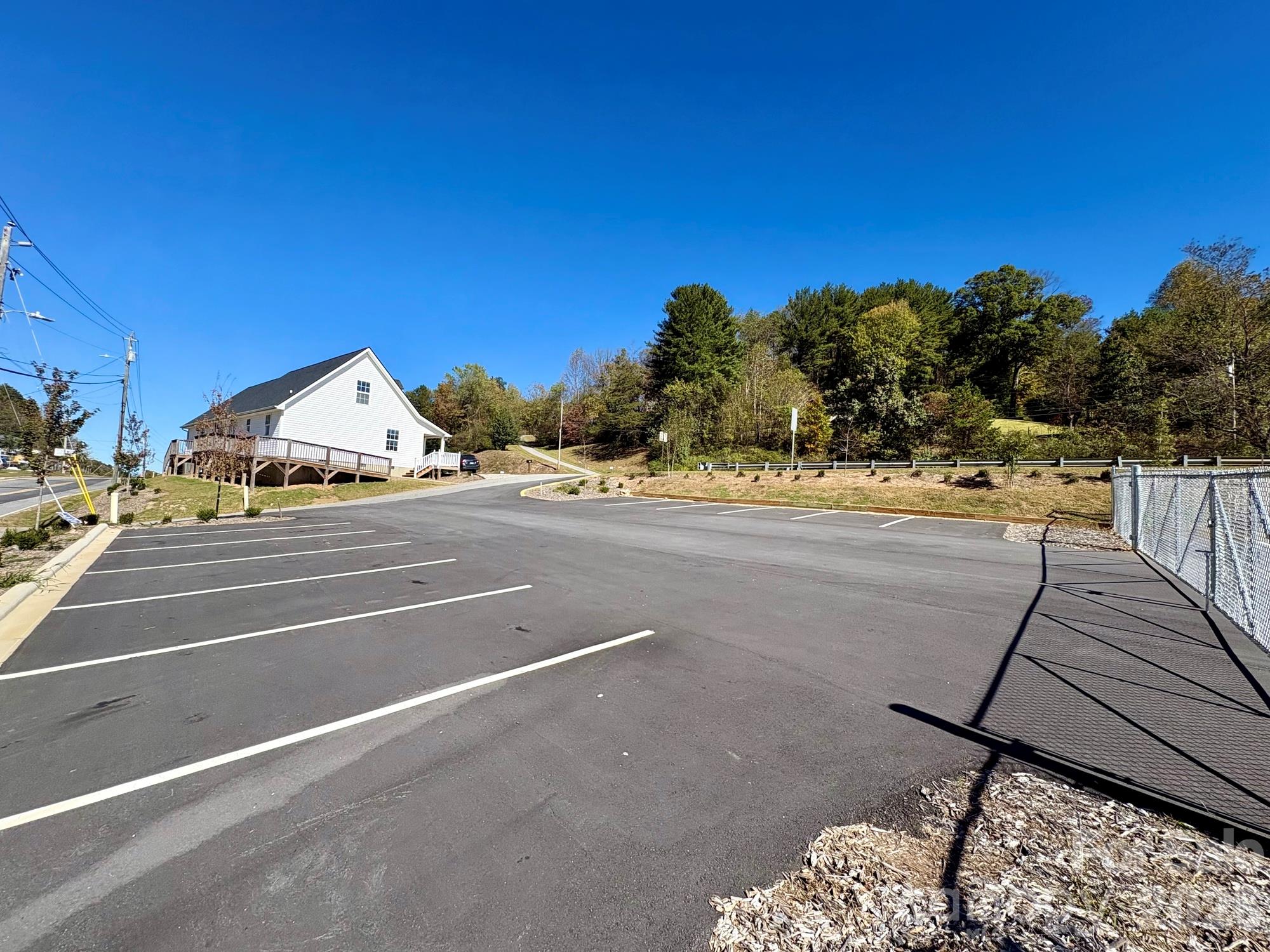 396 New Leicester Highway Property Photo 29