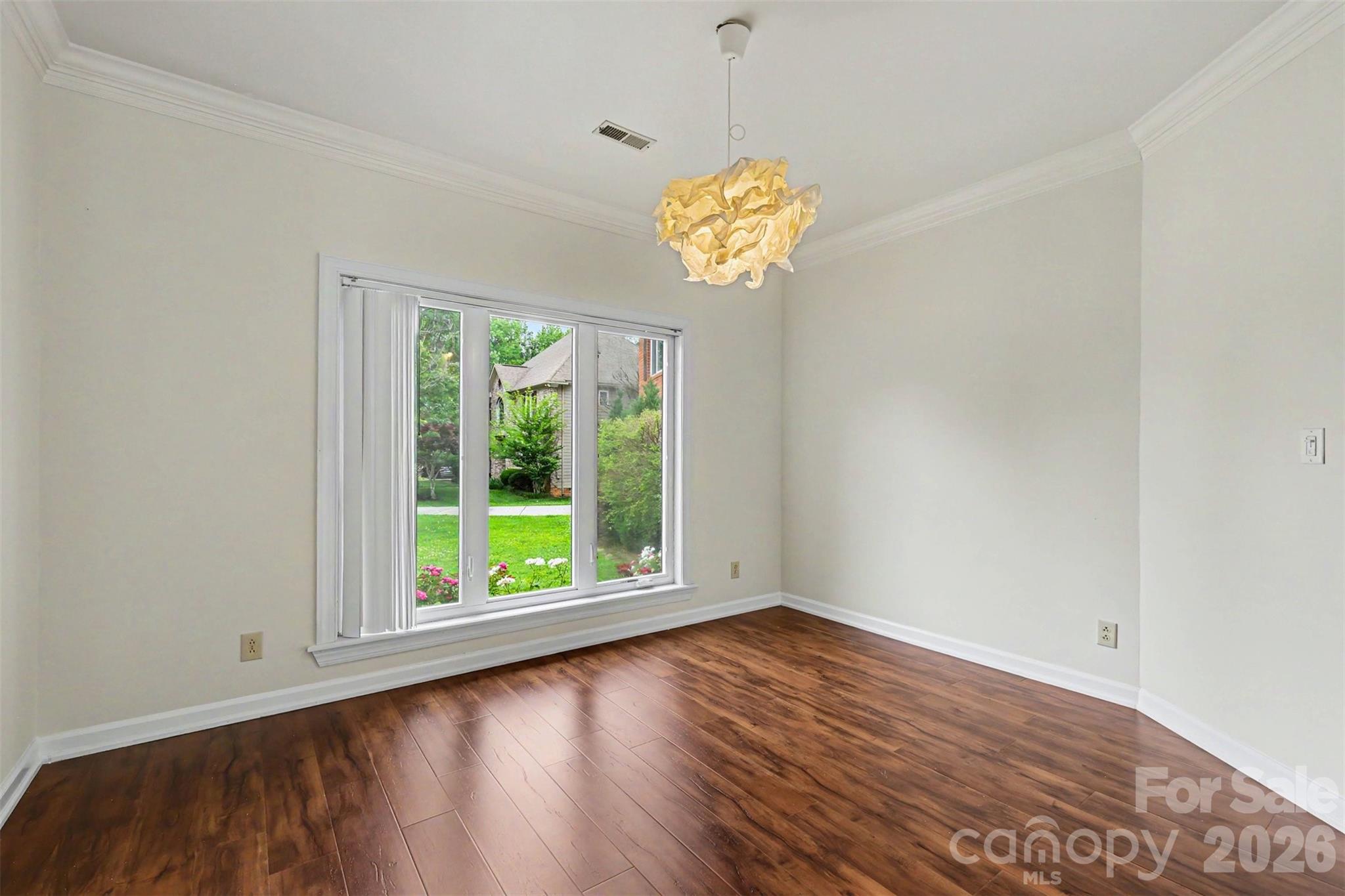 9102 Brightleaf Place Property Photo 6