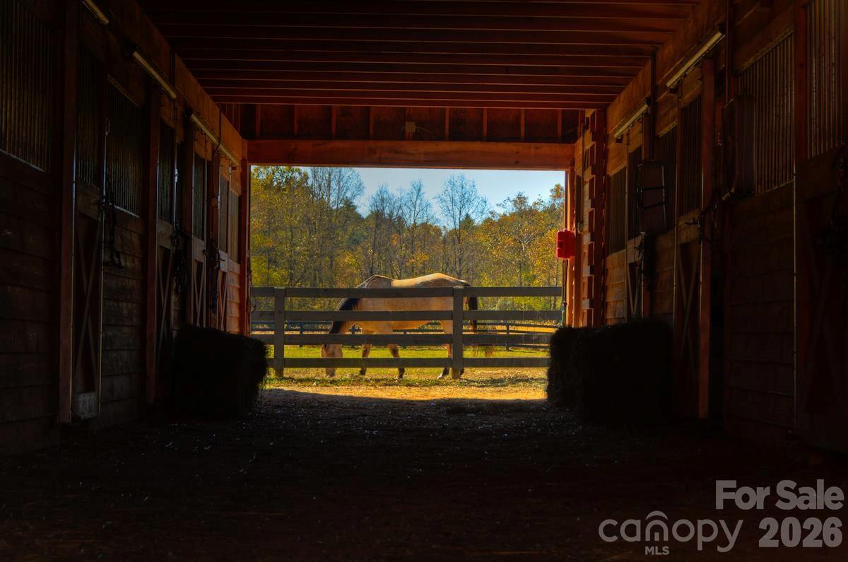 1665 Round Mountain Parkway 69 Property Photo 17