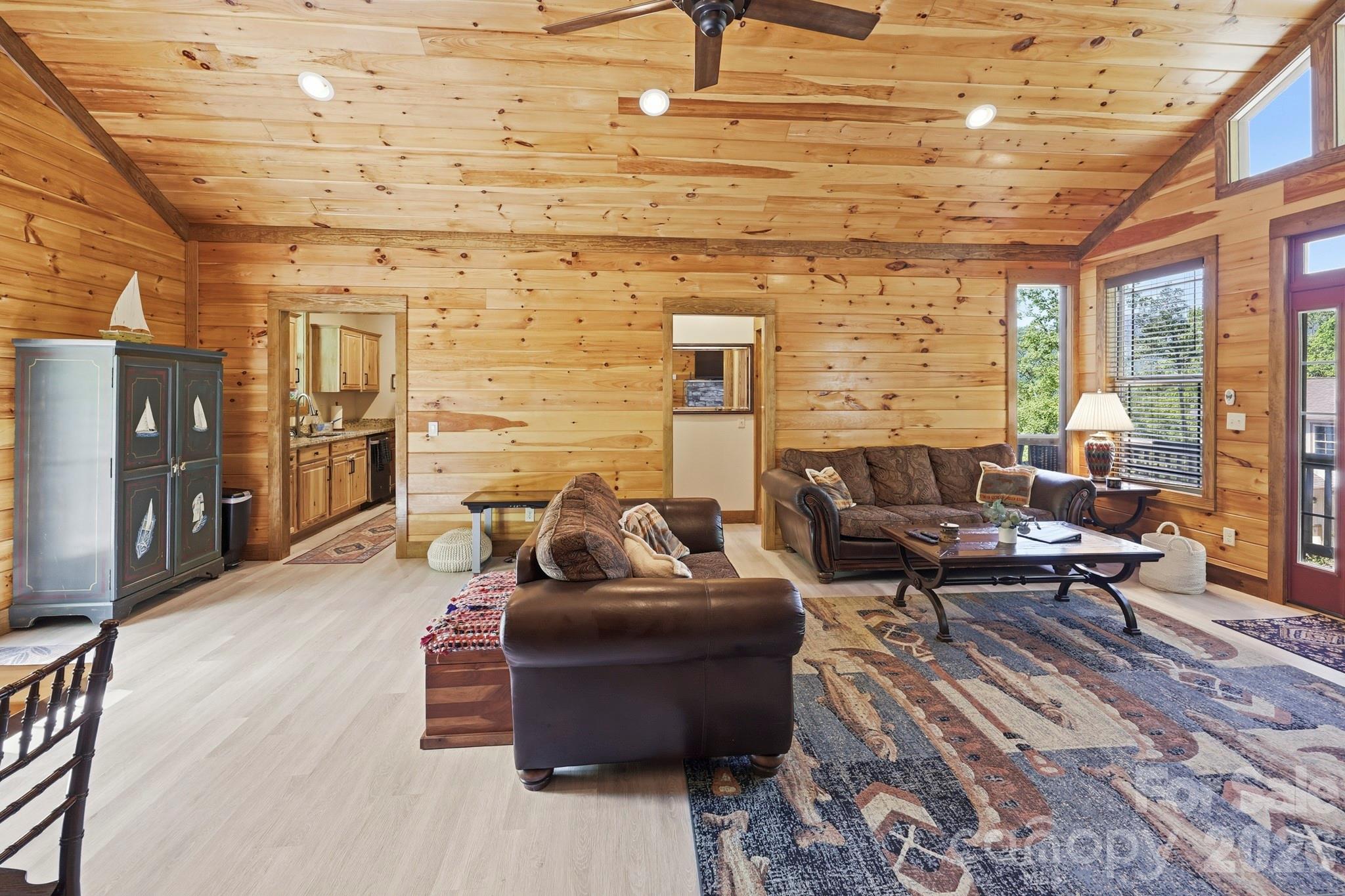 131 Pier Point Drive Property Photo 7