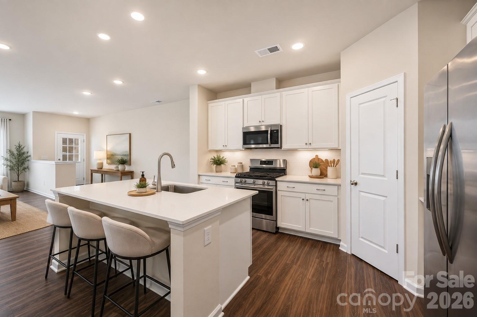 4503 Potters Wheel Drive Property Photo 3