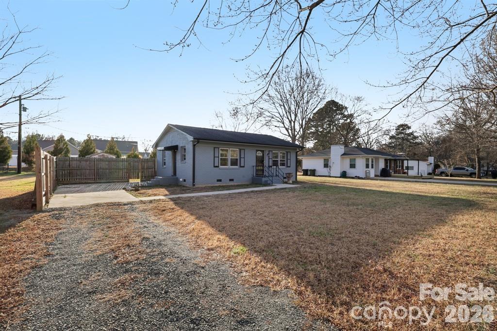 3207 Valleydale Road Property Photo 2