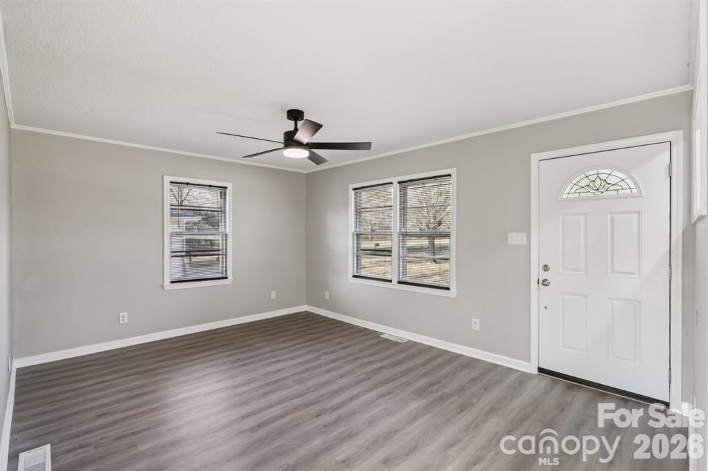3207 Valleydale Road Property Photo 5