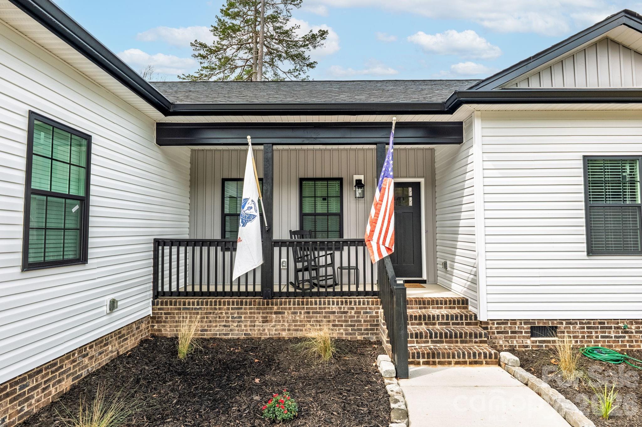 2462 Shoal Road Property Photo 4