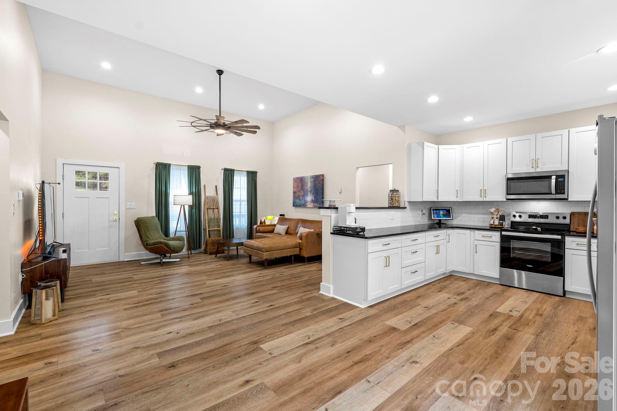 2462 Shoal Road Property Photo 14