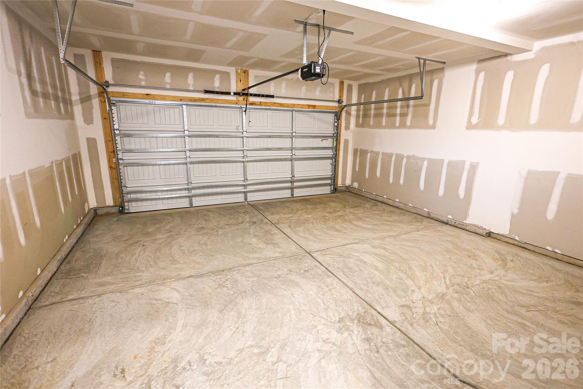 5007 Twin River Drive Property Photo 10