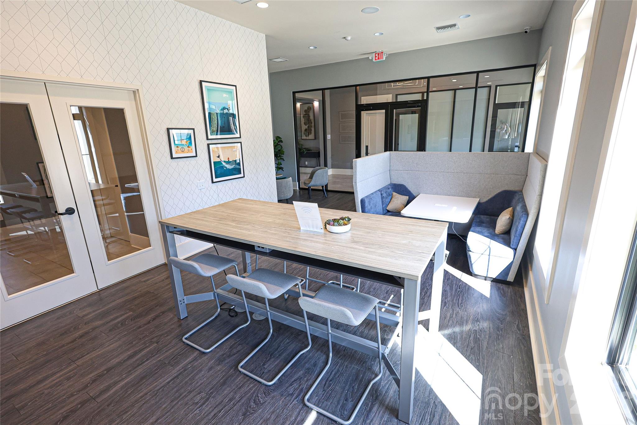 5007 Twin River Drive Property Photo 17