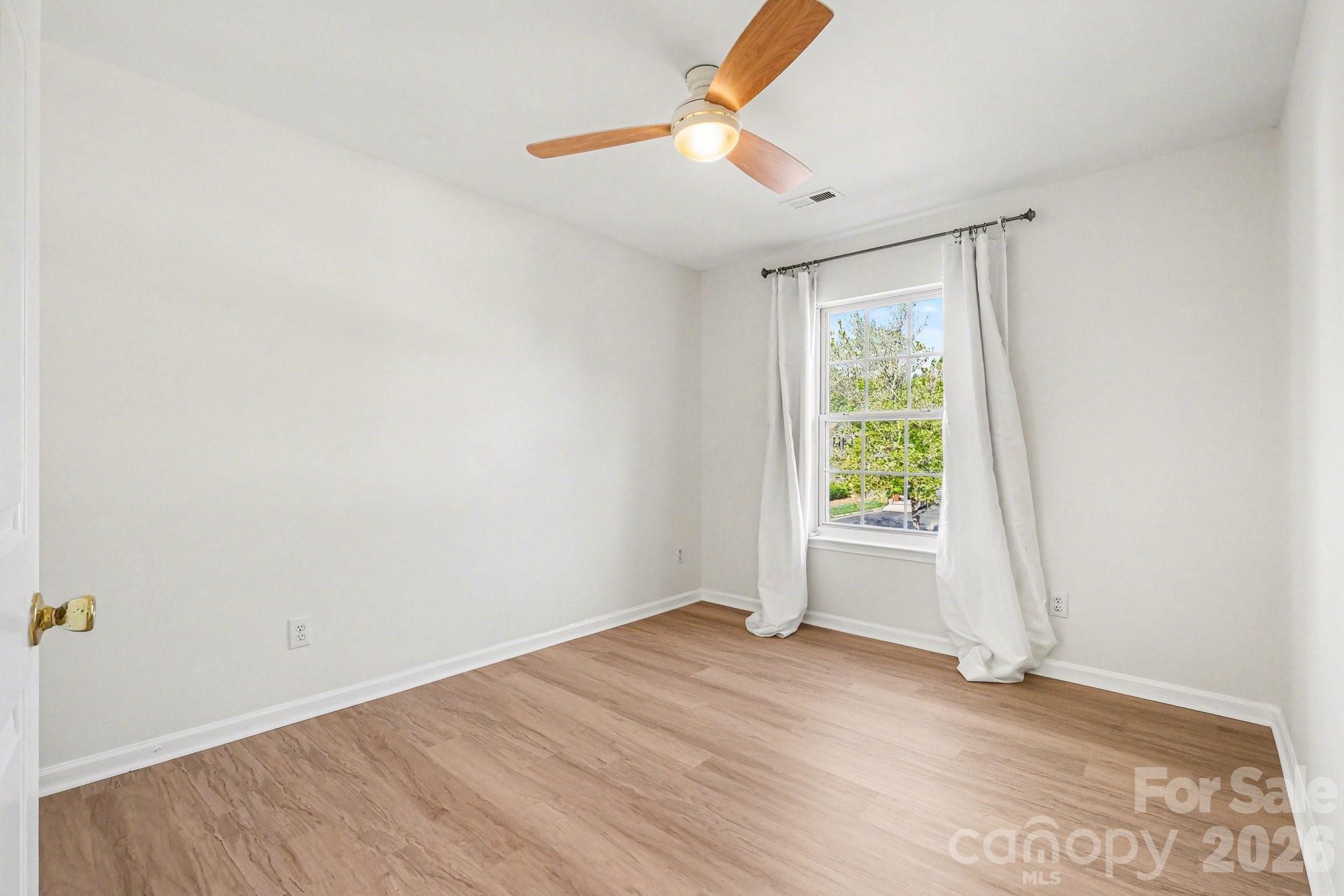 971 Heritage Parkway Property Photo 21