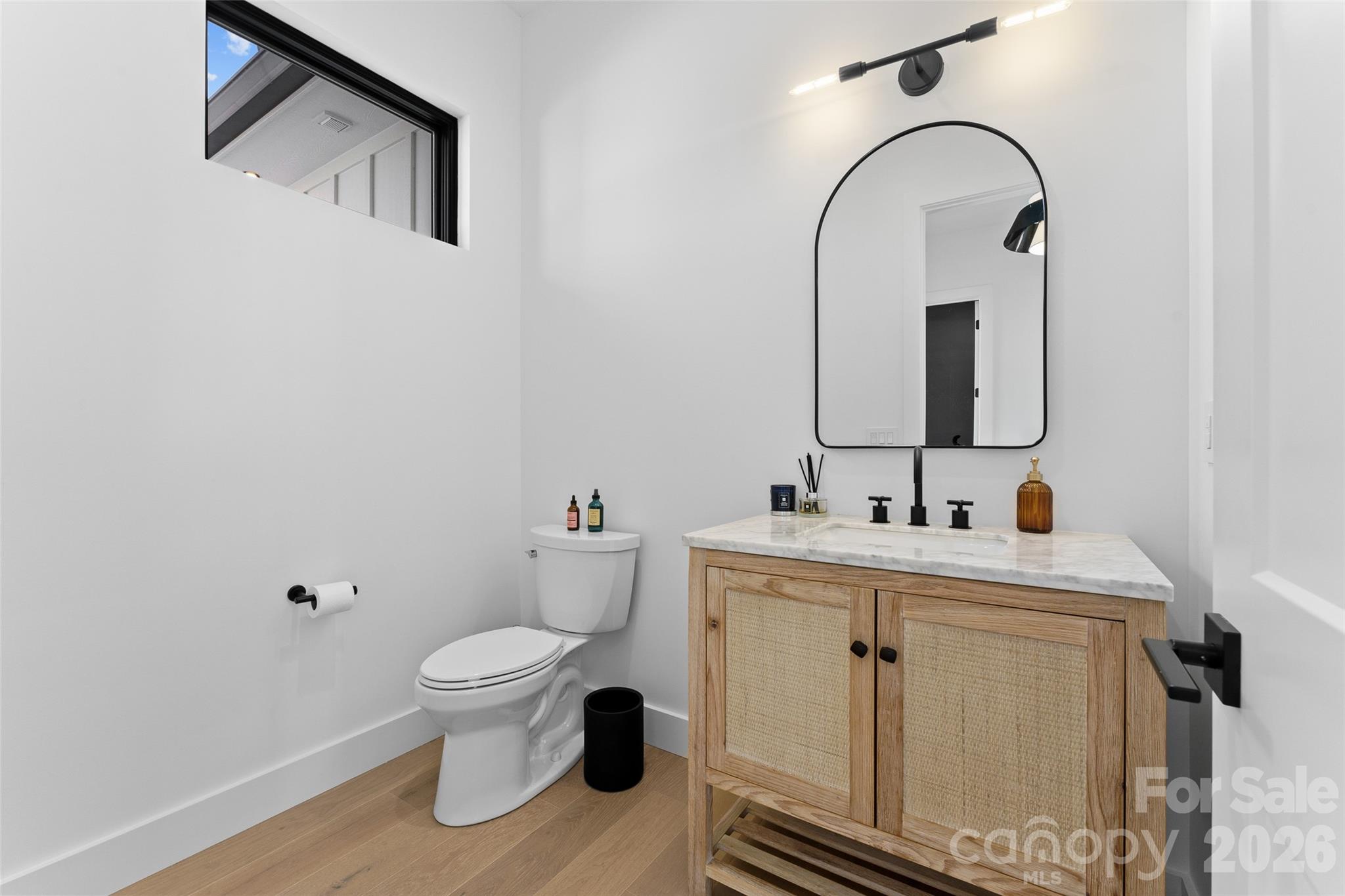 503 Nesbitt Drive Property Photo 8