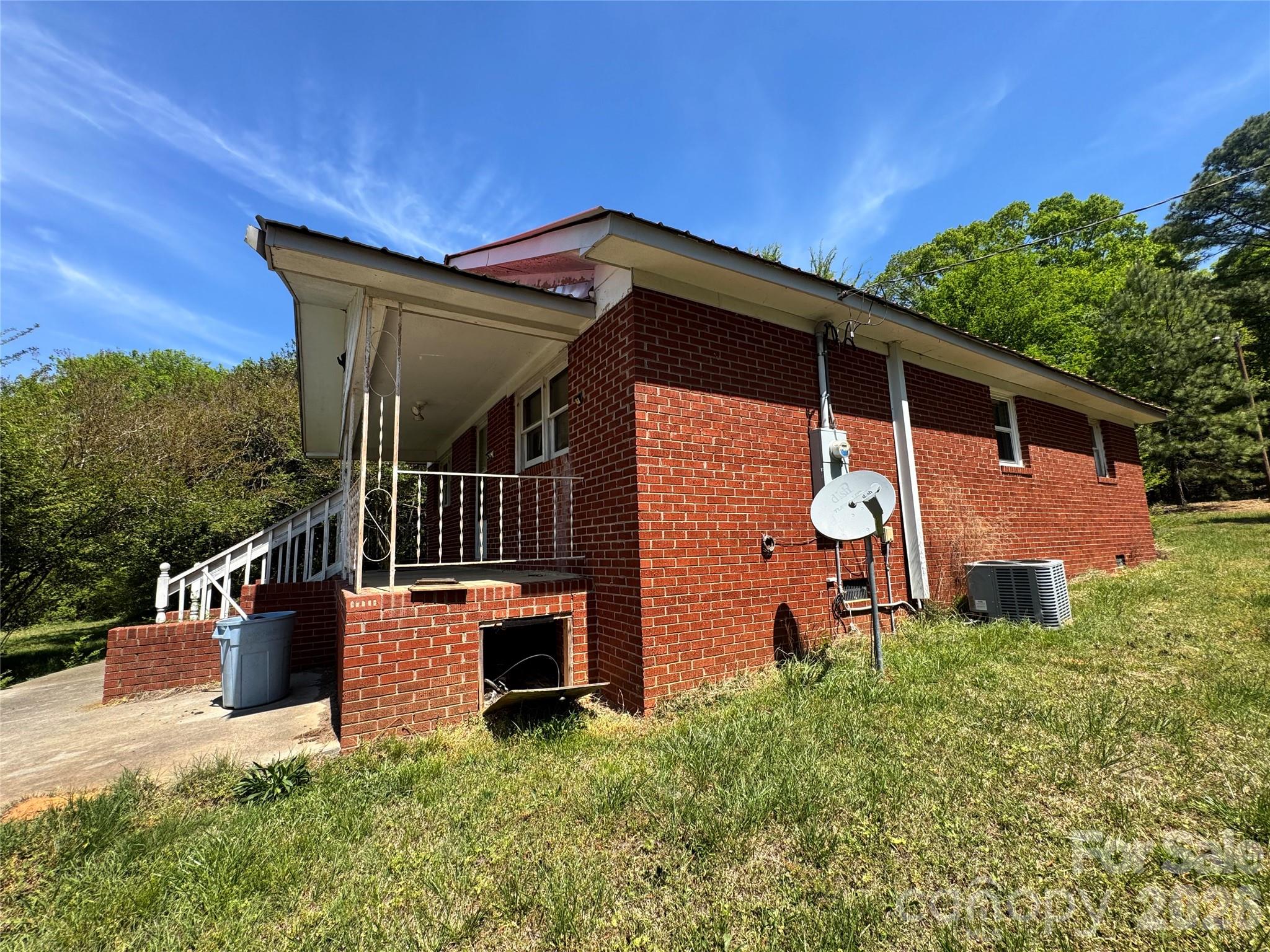 101 Ledbetter Road Property Photo 4