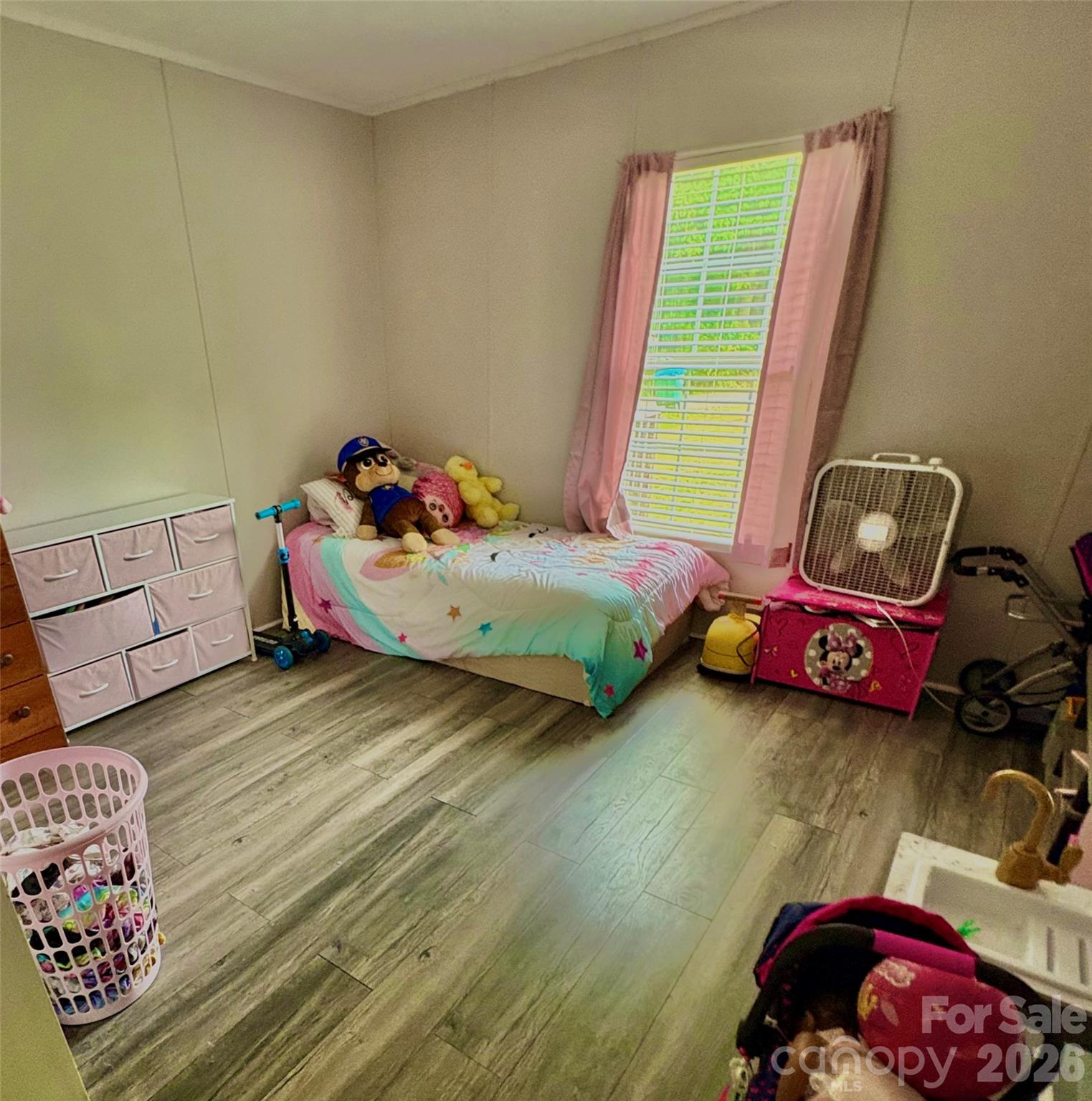 718 W Virginia Avenue Property Photo 8