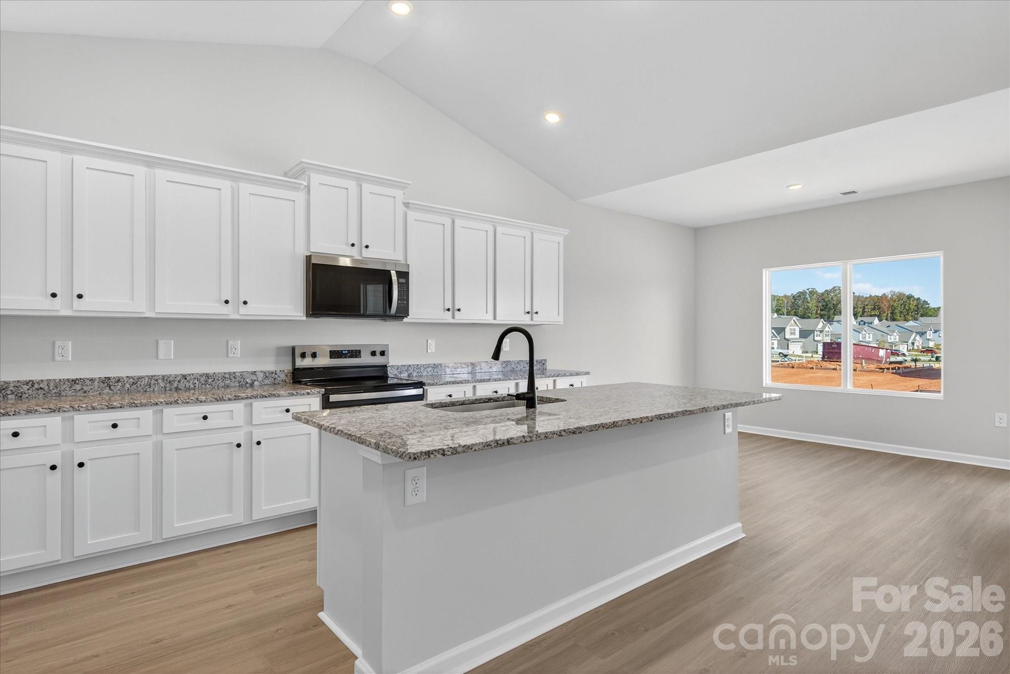 3615 Clover Valley Drive Property Photo 6