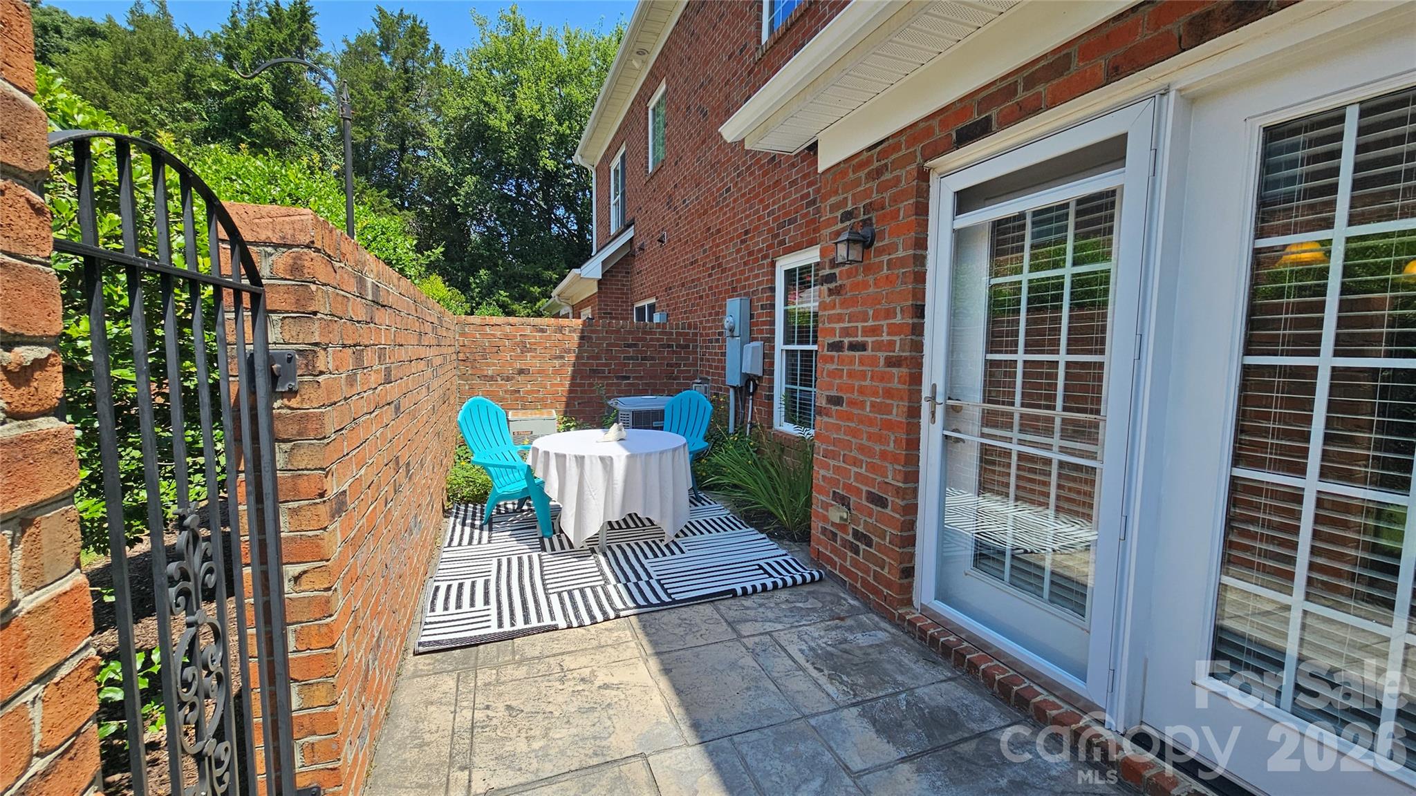 705 Congressional Lane Property Photo 14