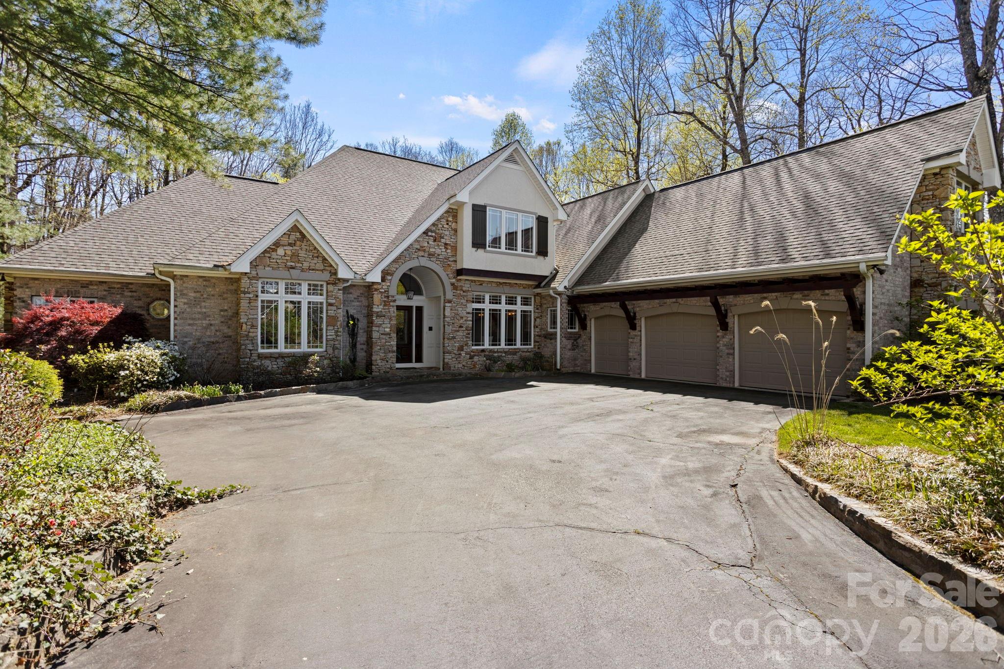 106 Farwood Court Property Photo 3