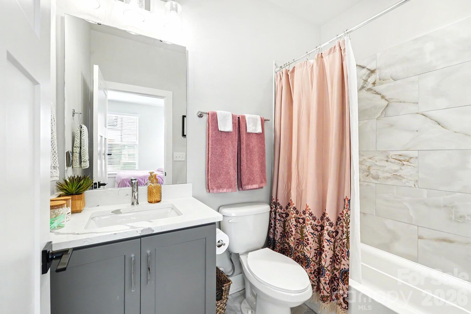 2032 Bryant Park Drive Property Photo 11