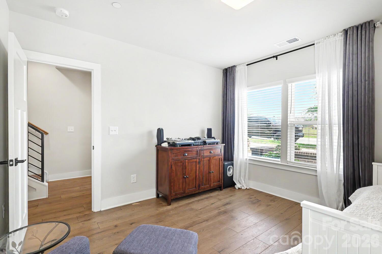 2032 Bryant Park Drive Property Photo 22