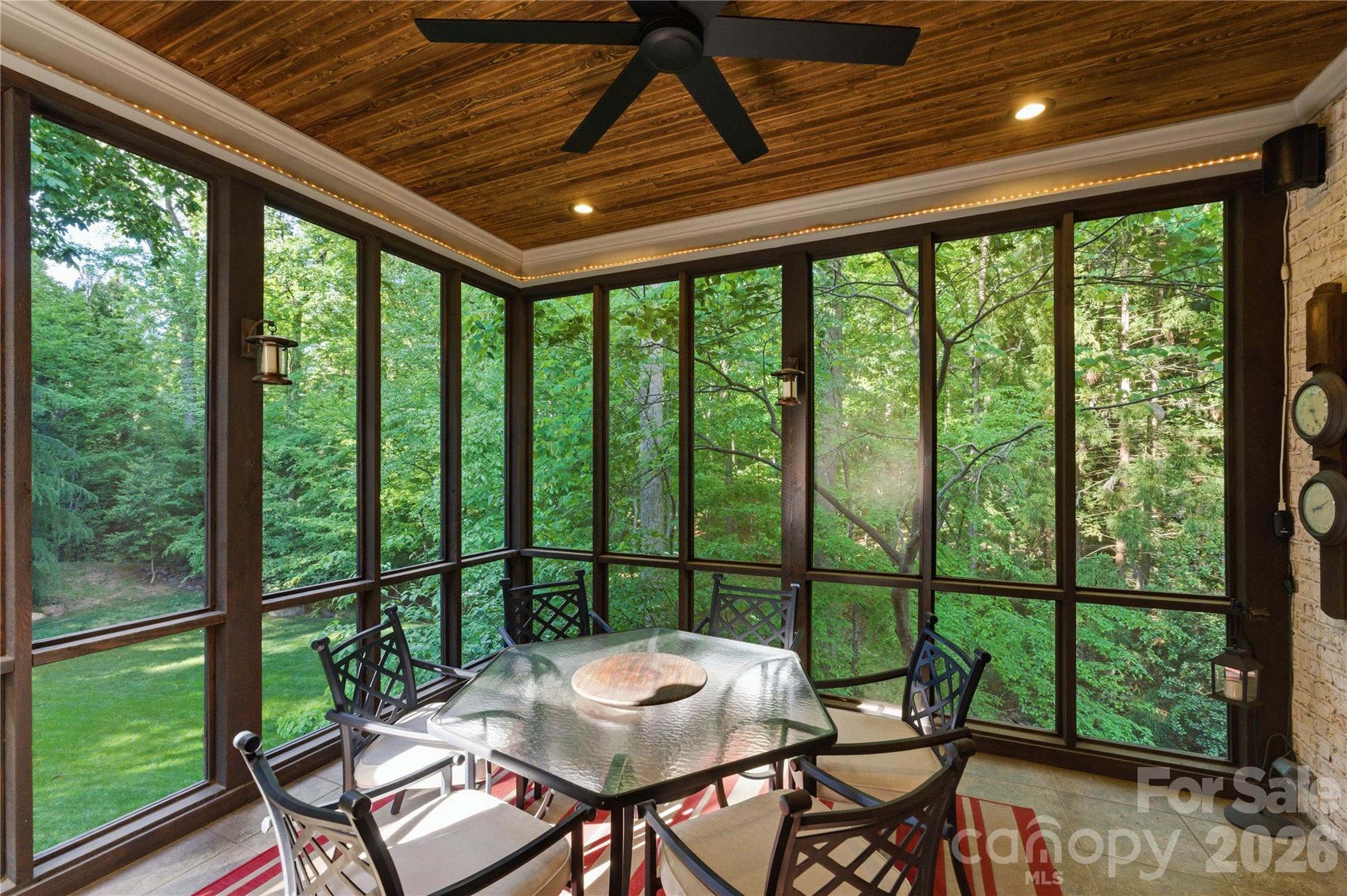 1514 Elmsford Lane Property Photo 15