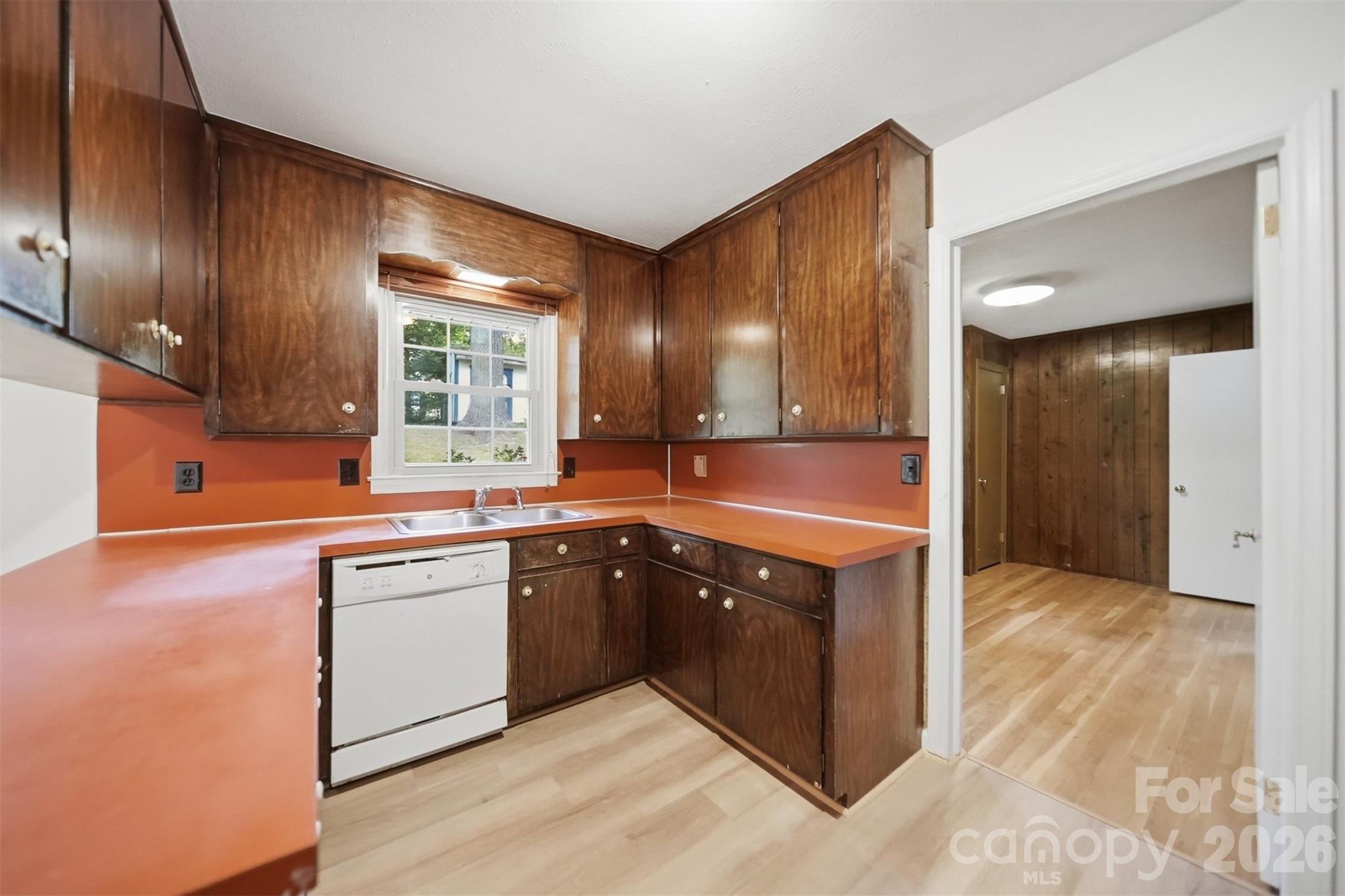 105 Ann Street Property Photo 7