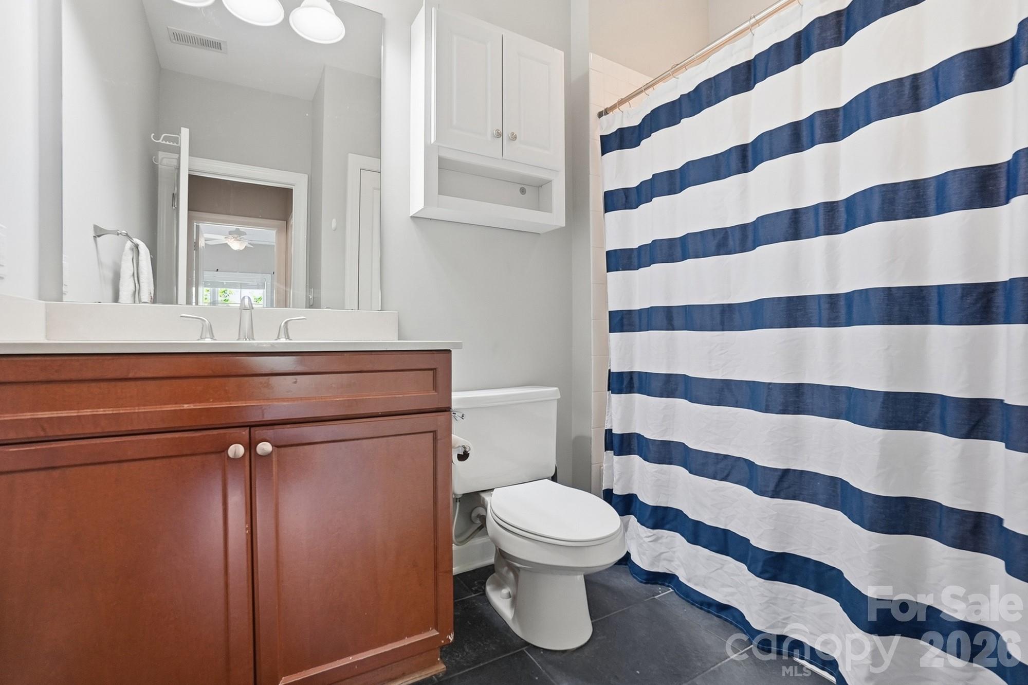 1829 Kenilworth Avenue 204 Property Photo 13