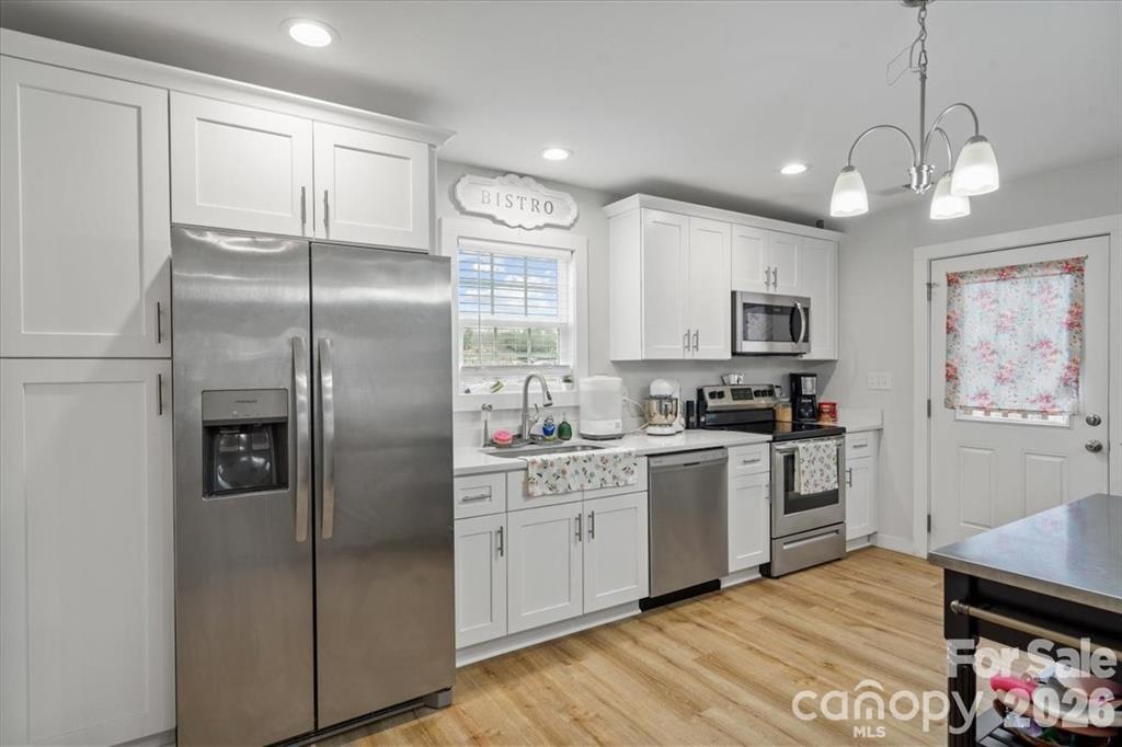 305 Wingate Court Property Photo 10