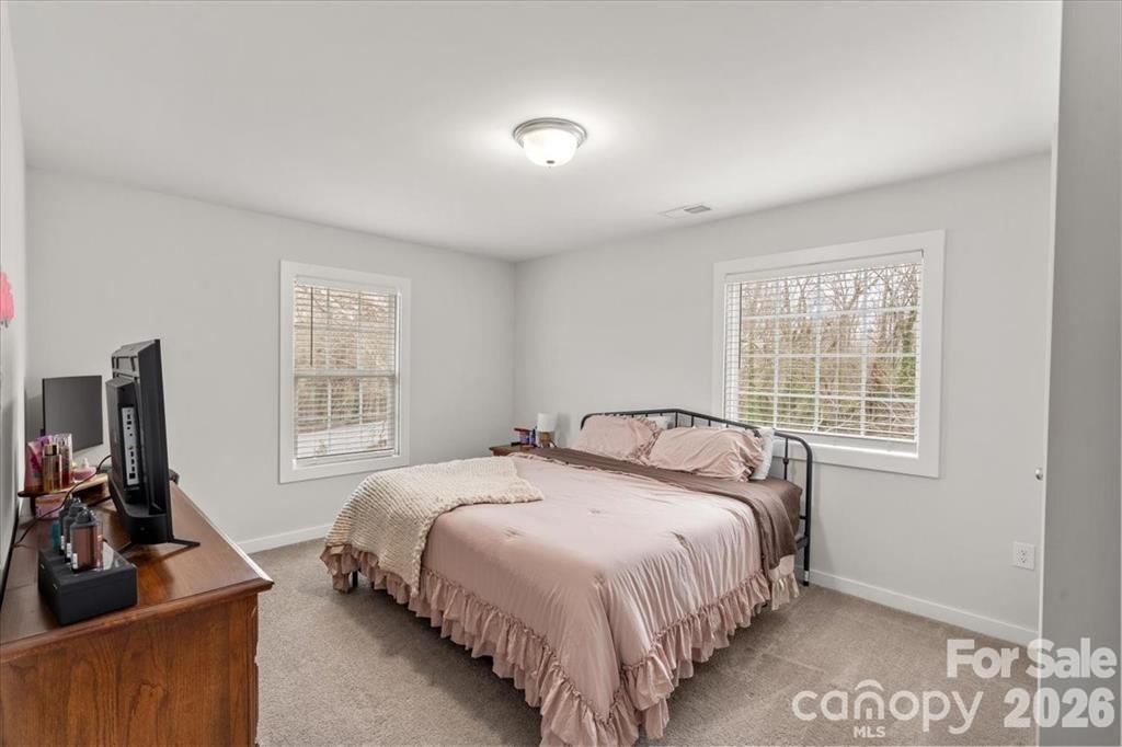 305 Wingate Court Property Photo 14