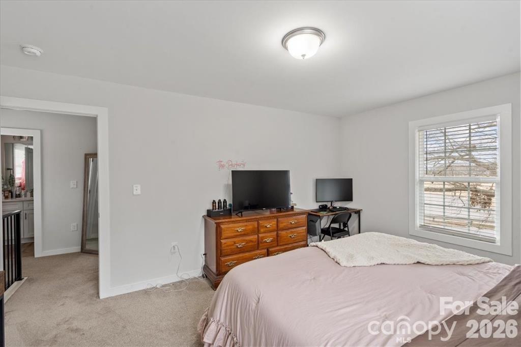 305 Wingate Court Property Photo 16