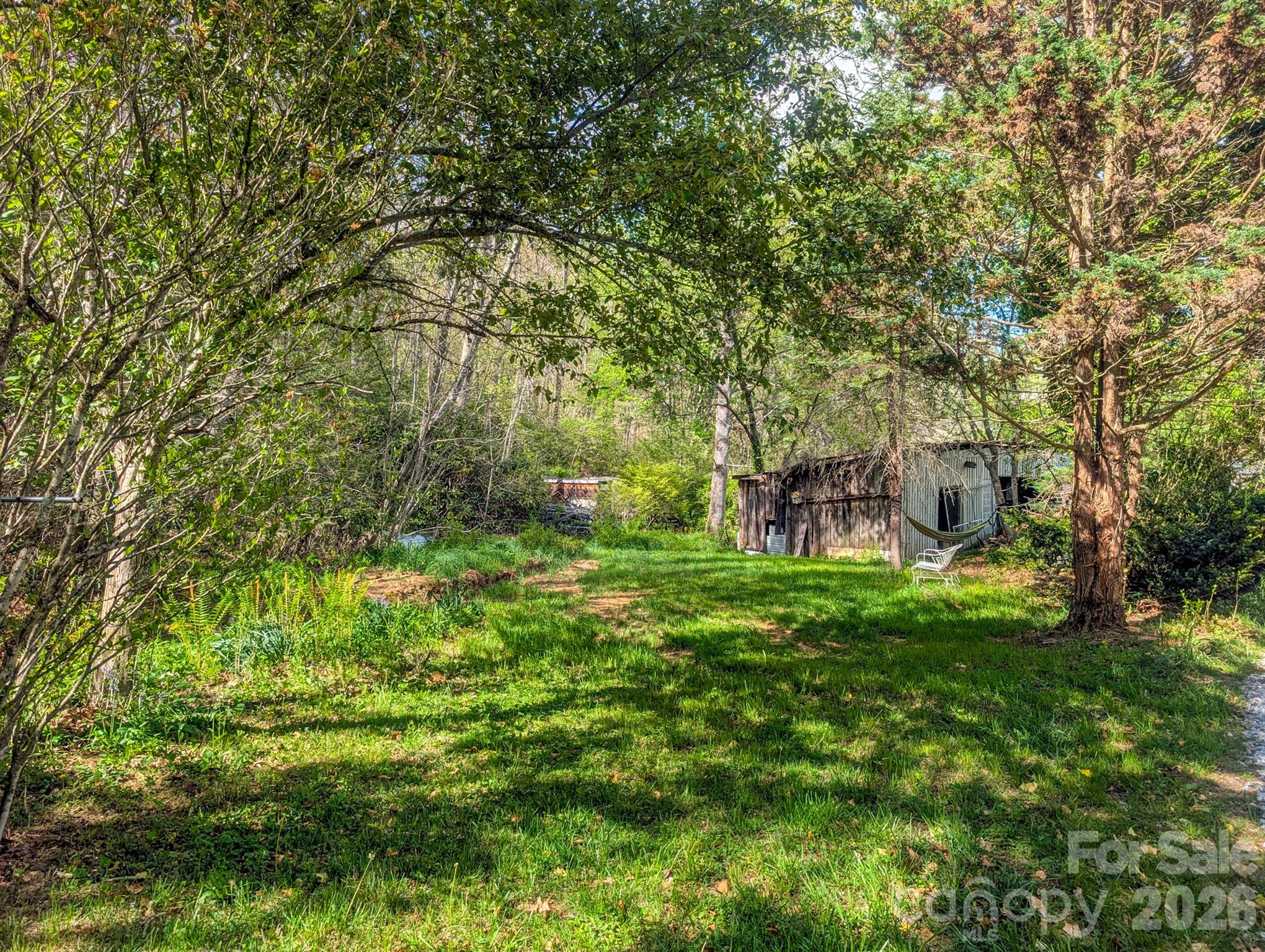 87 Henderson Lane Property Photo 13