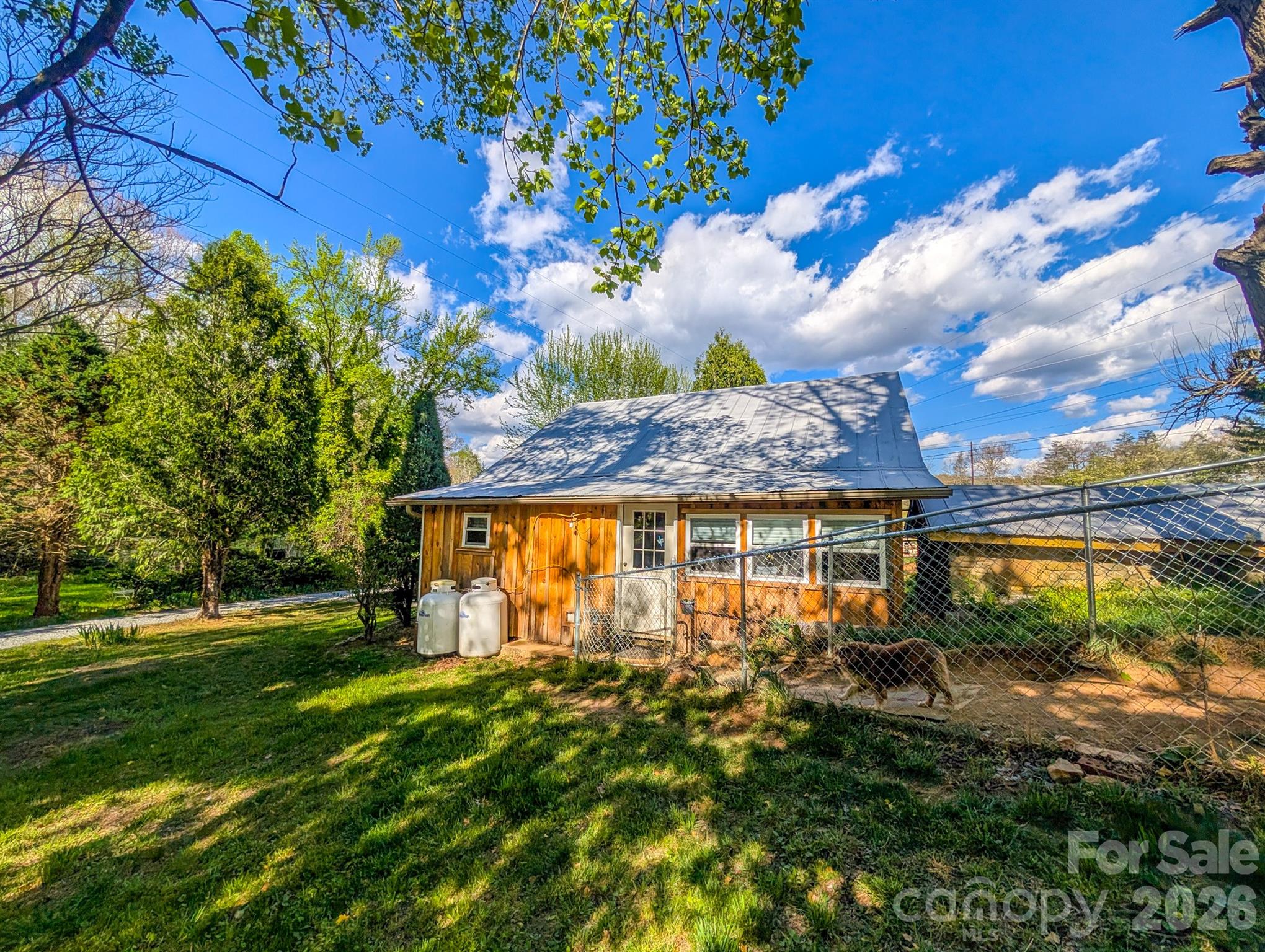 87 Henderson Lane Property Photo 37