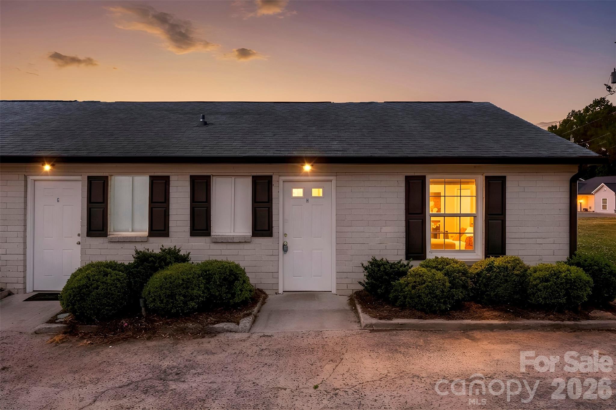 1655 Webb Street Property Photo 7