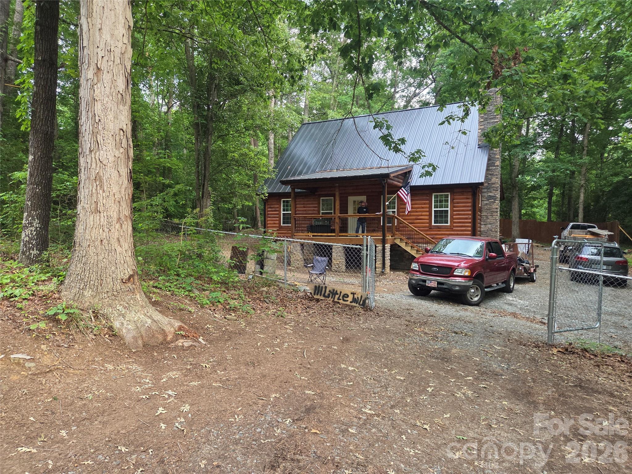 111 Little John Lane Property Photo 3