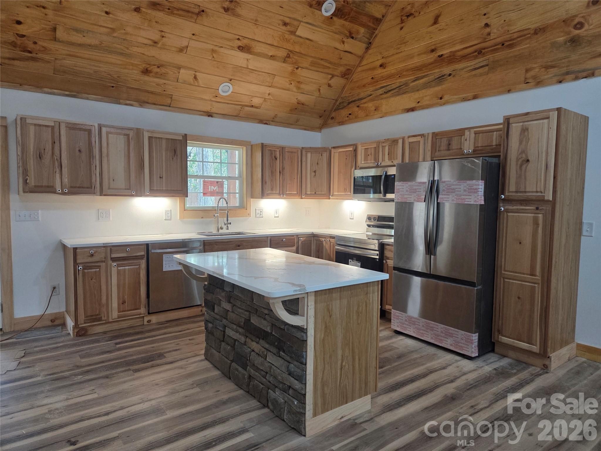 111 Little John Lane Property Photo 6