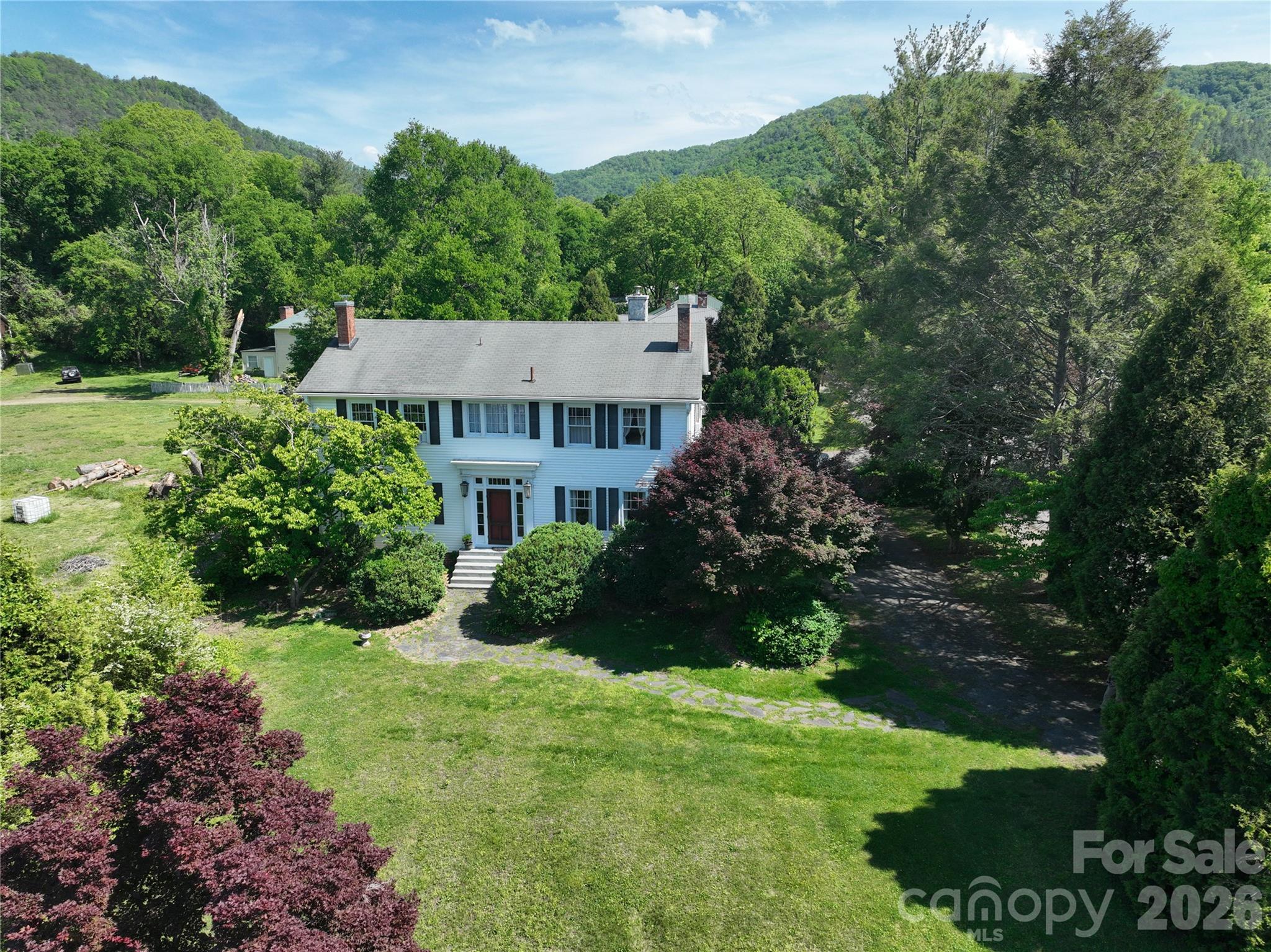29 Walnut Street Property Photo 1