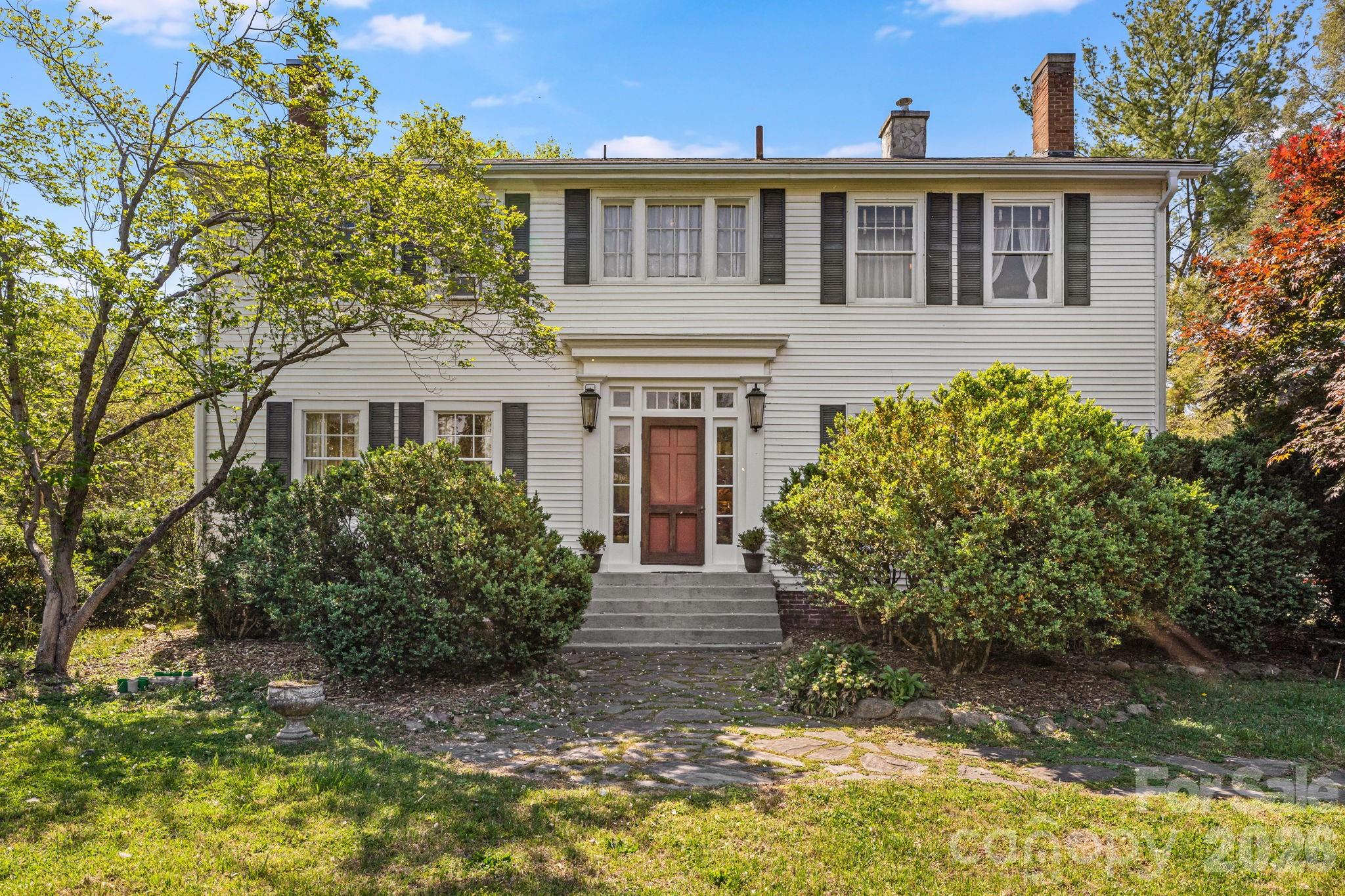 29 Walnut Street Property Photo 2