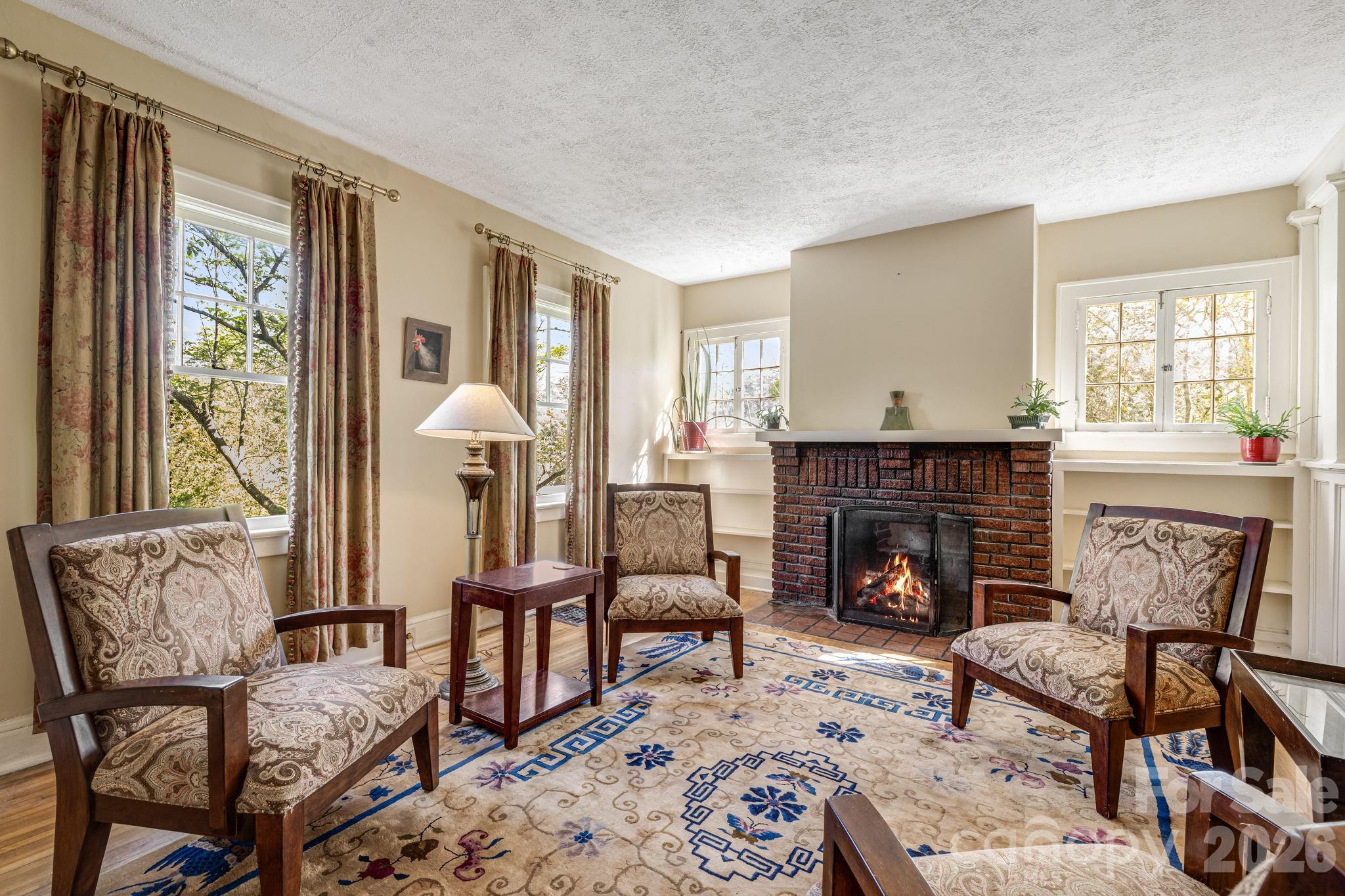 29 Walnut Street Property Photo 6