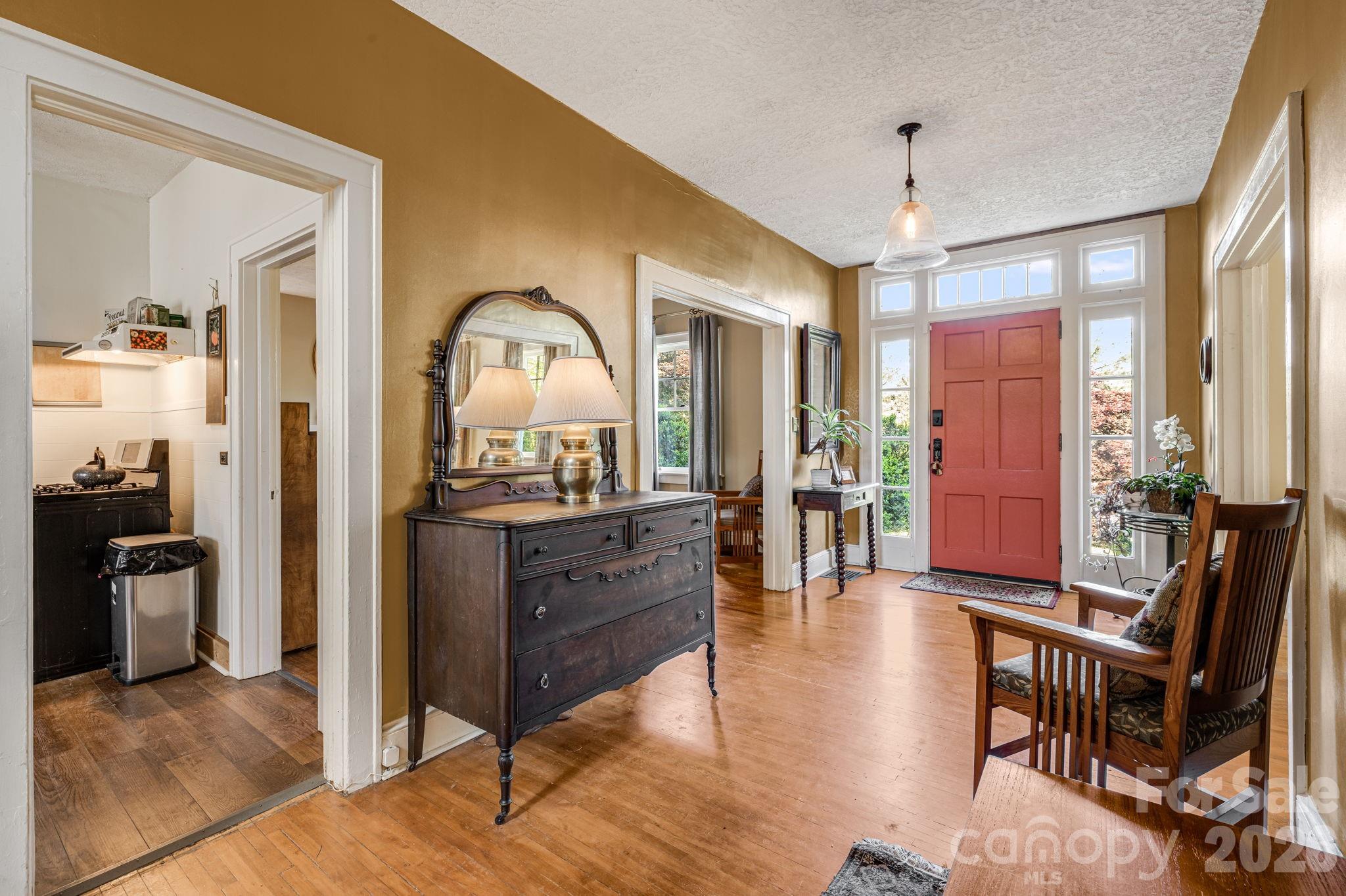29 Walnut Street Property Photo 9