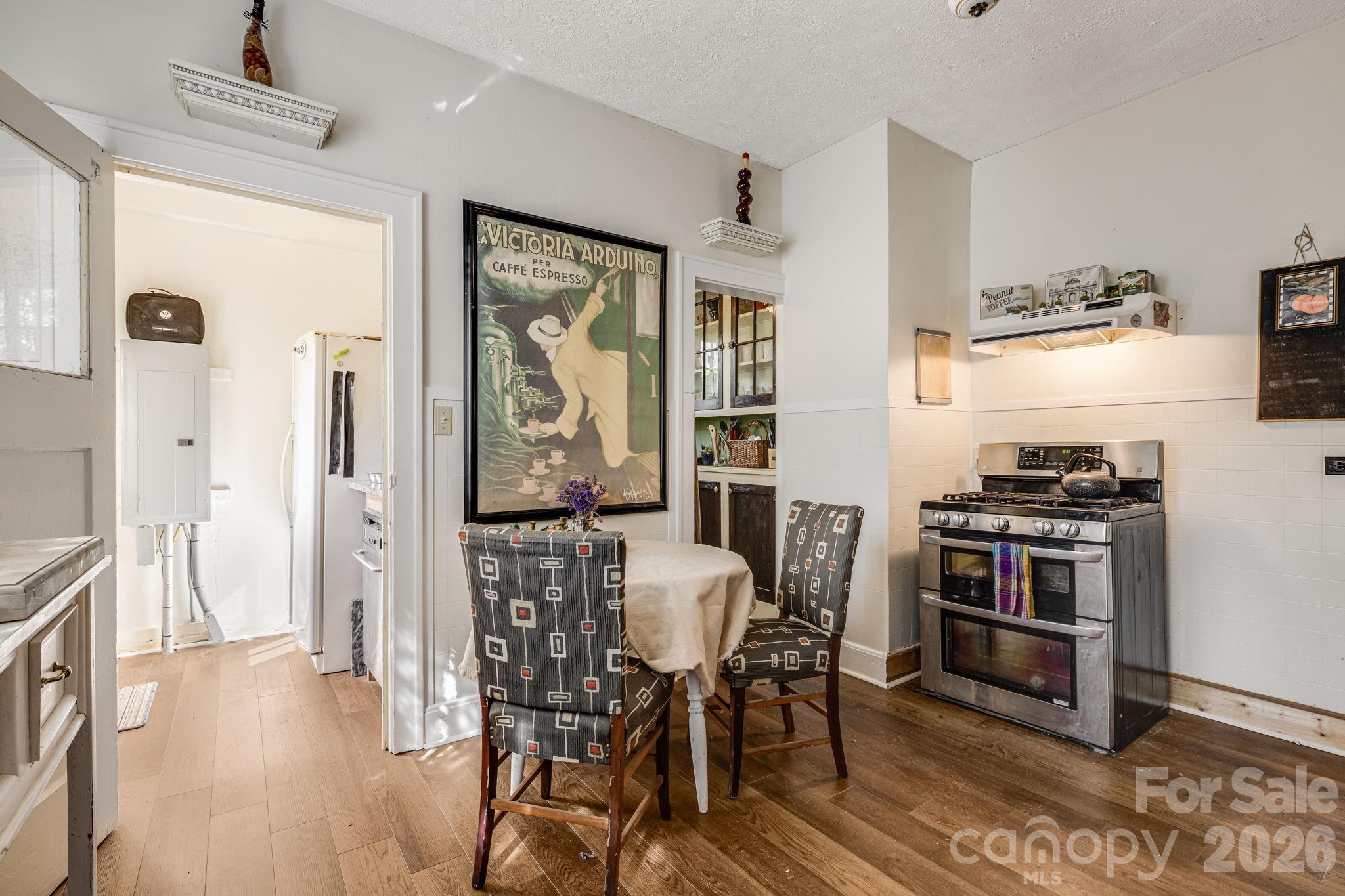 29 Walnut Street Property Photo 13