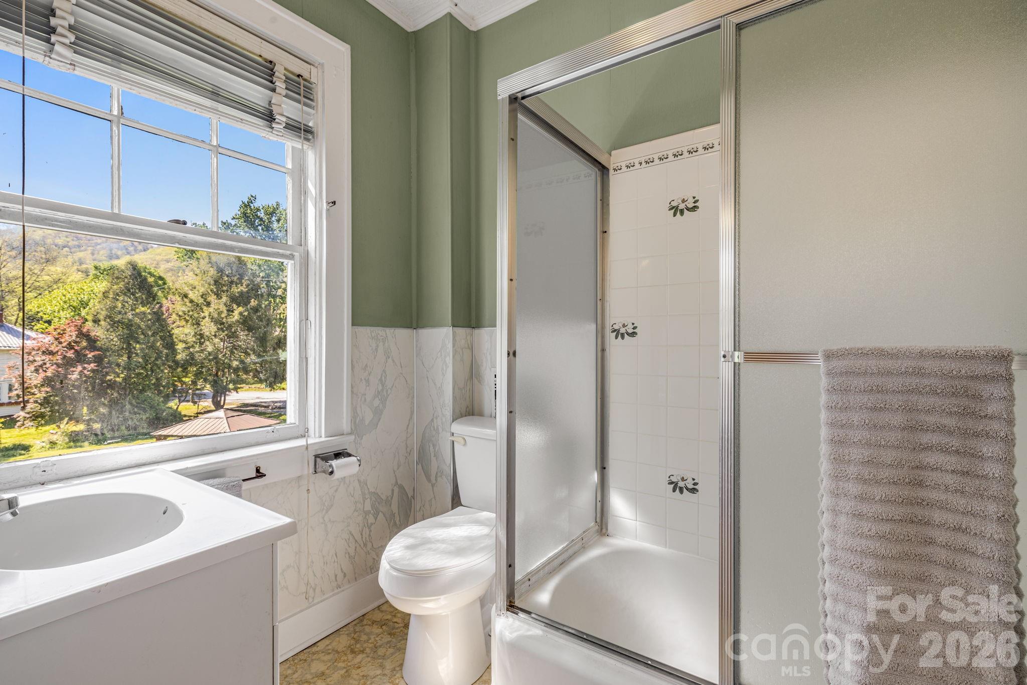 29 Walnut Street Property Photo 26