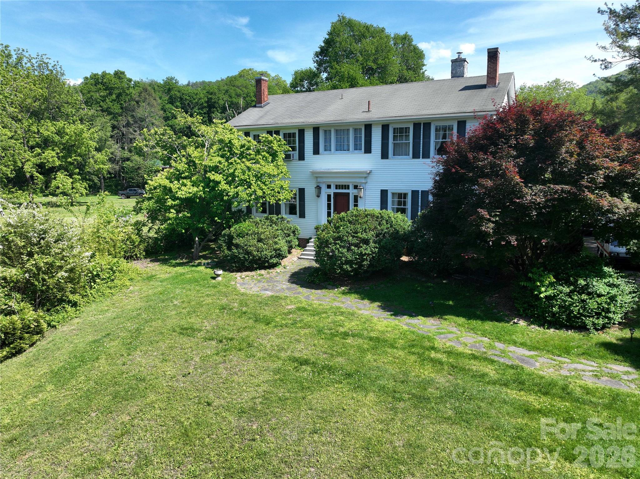 29 Walnut Street Property Photo 45