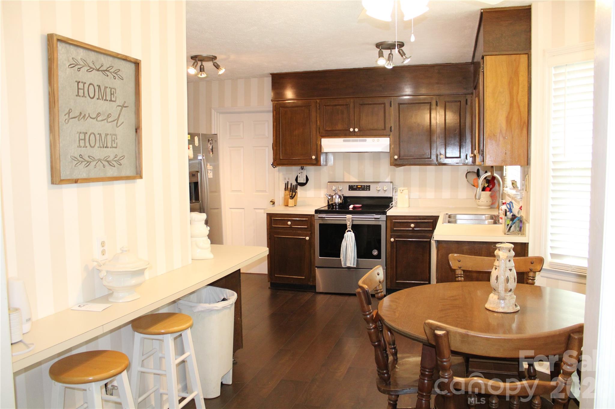 12760 Woodbridge Drive Property Photo 32
