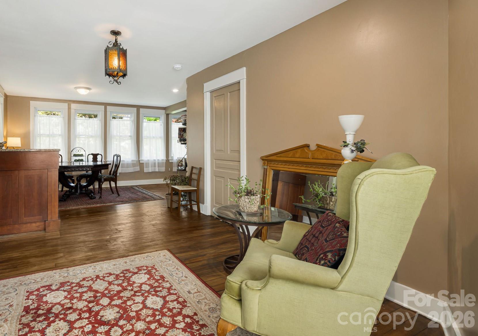 79 Walnut Street Property Photo 5