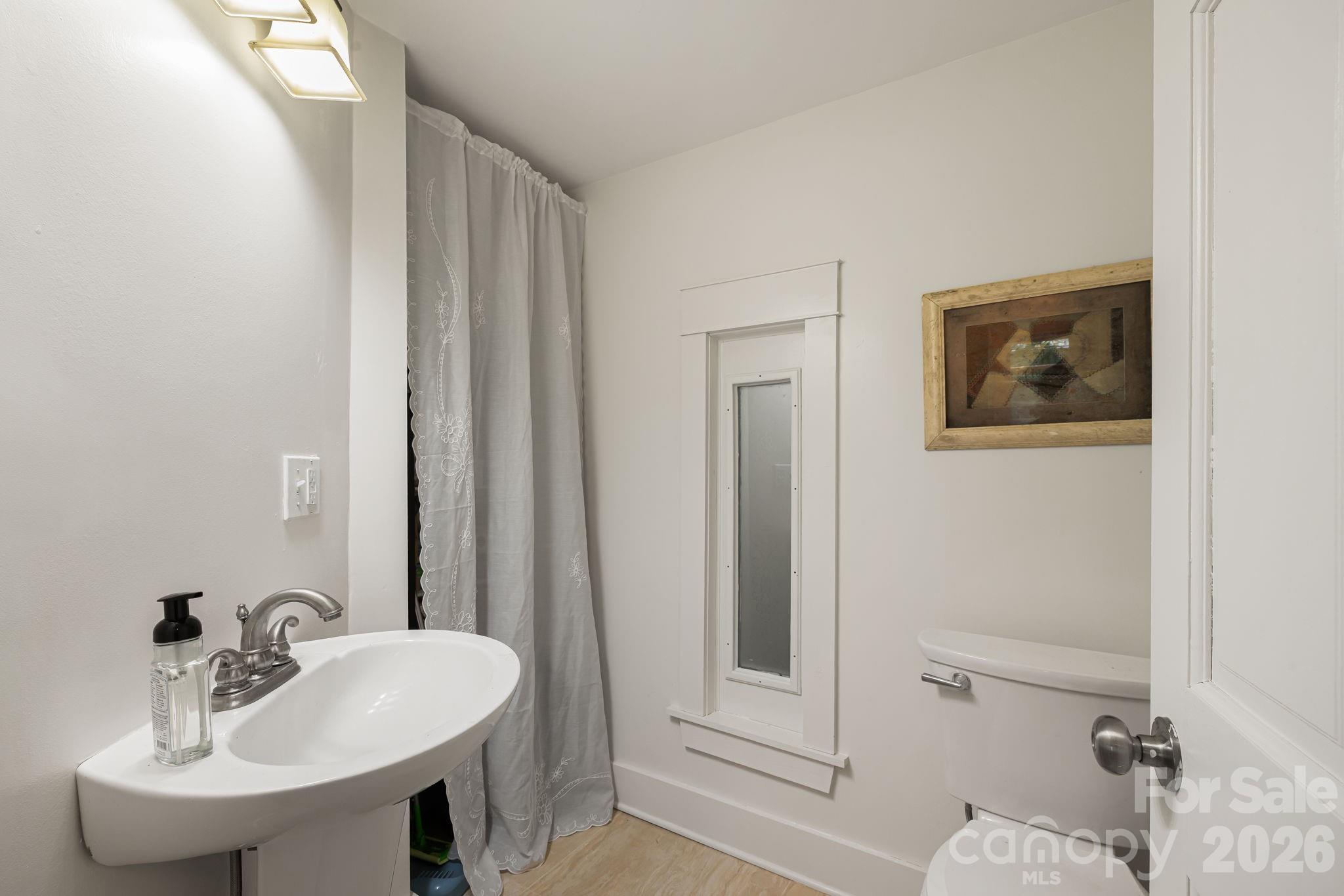 79 Walnut Street Property Photo 20