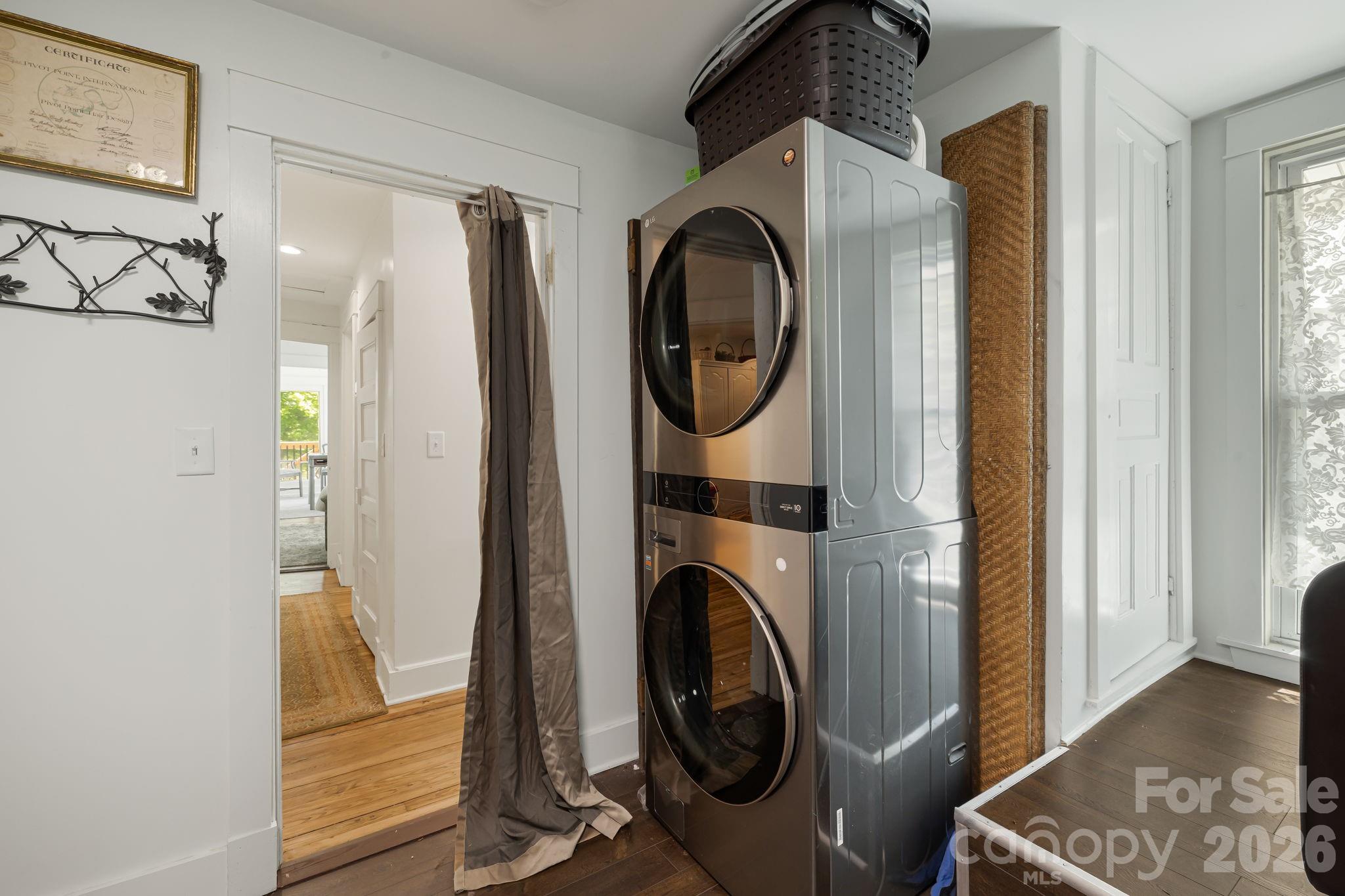 79 Walnut Street Property Photo 22