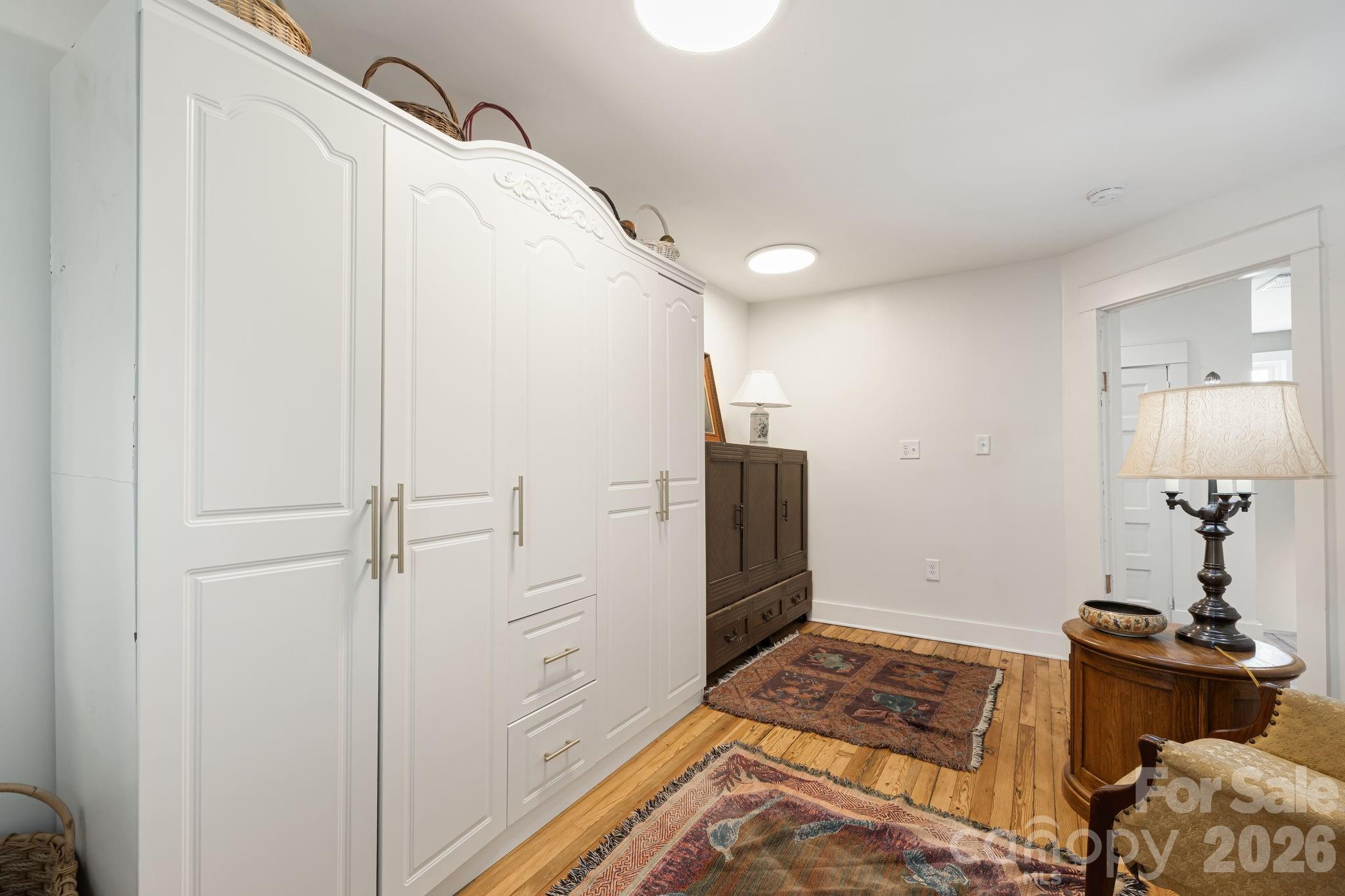 79 Walnut Street Property Photo 25