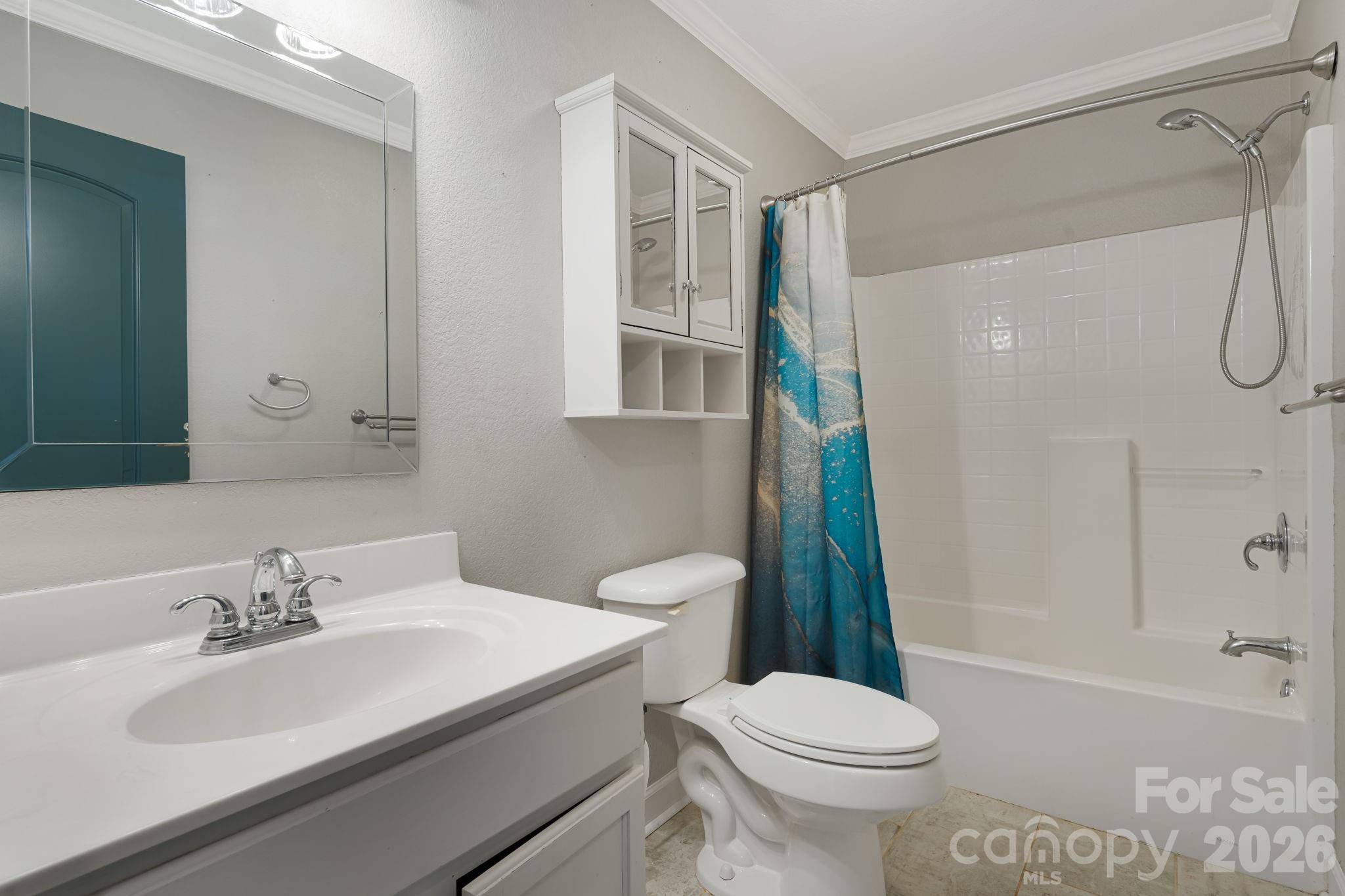2011 Edgerton Road Property Photo 17