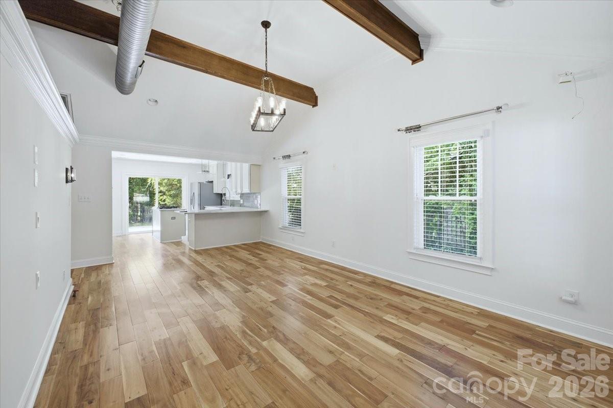 813 Walnut Avenue Property Photo 7